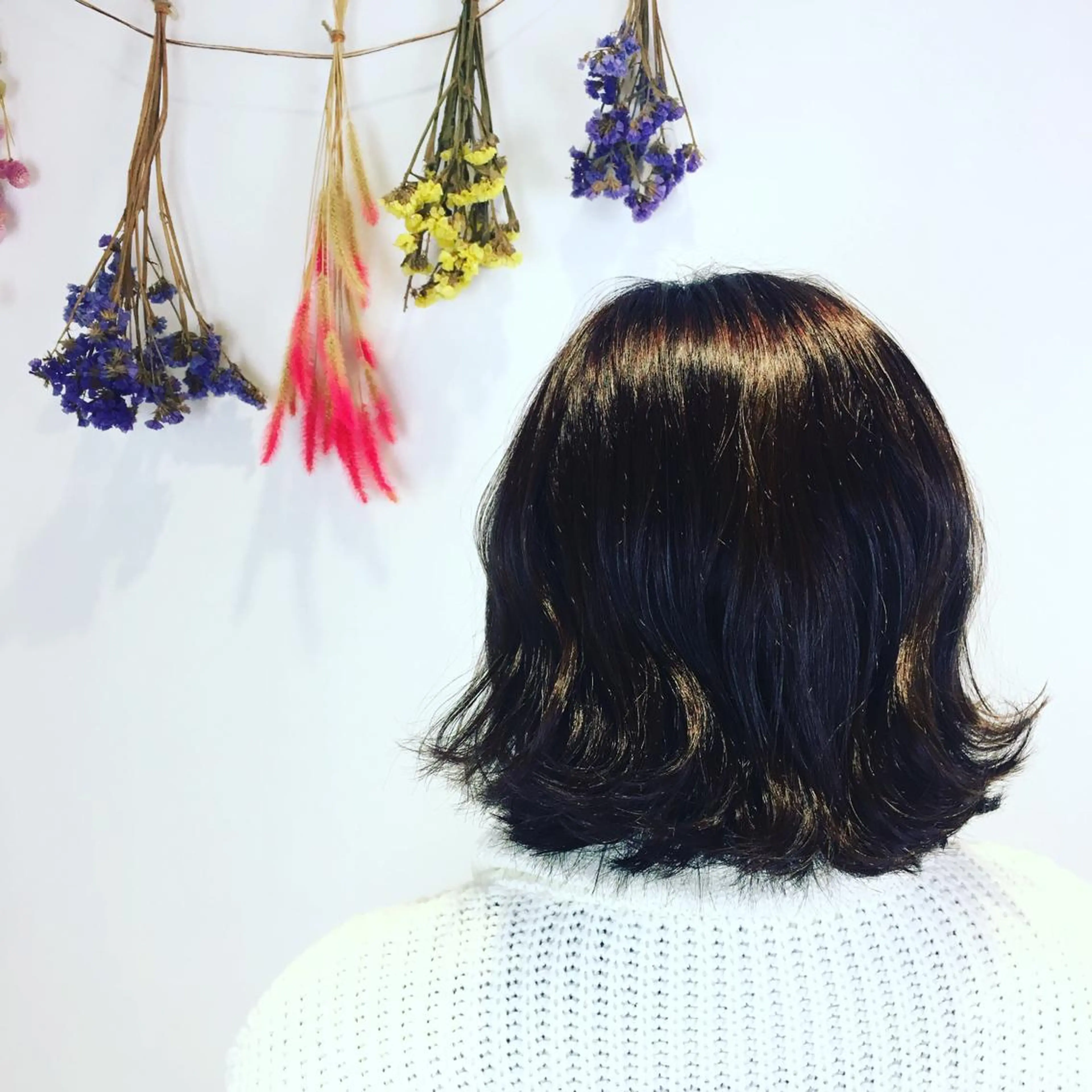 ショート カラー 切りっぱなしボブ アッシュ ボブ 小顔レイヤー/ ベージュ🤍Rieのヘアスタイル