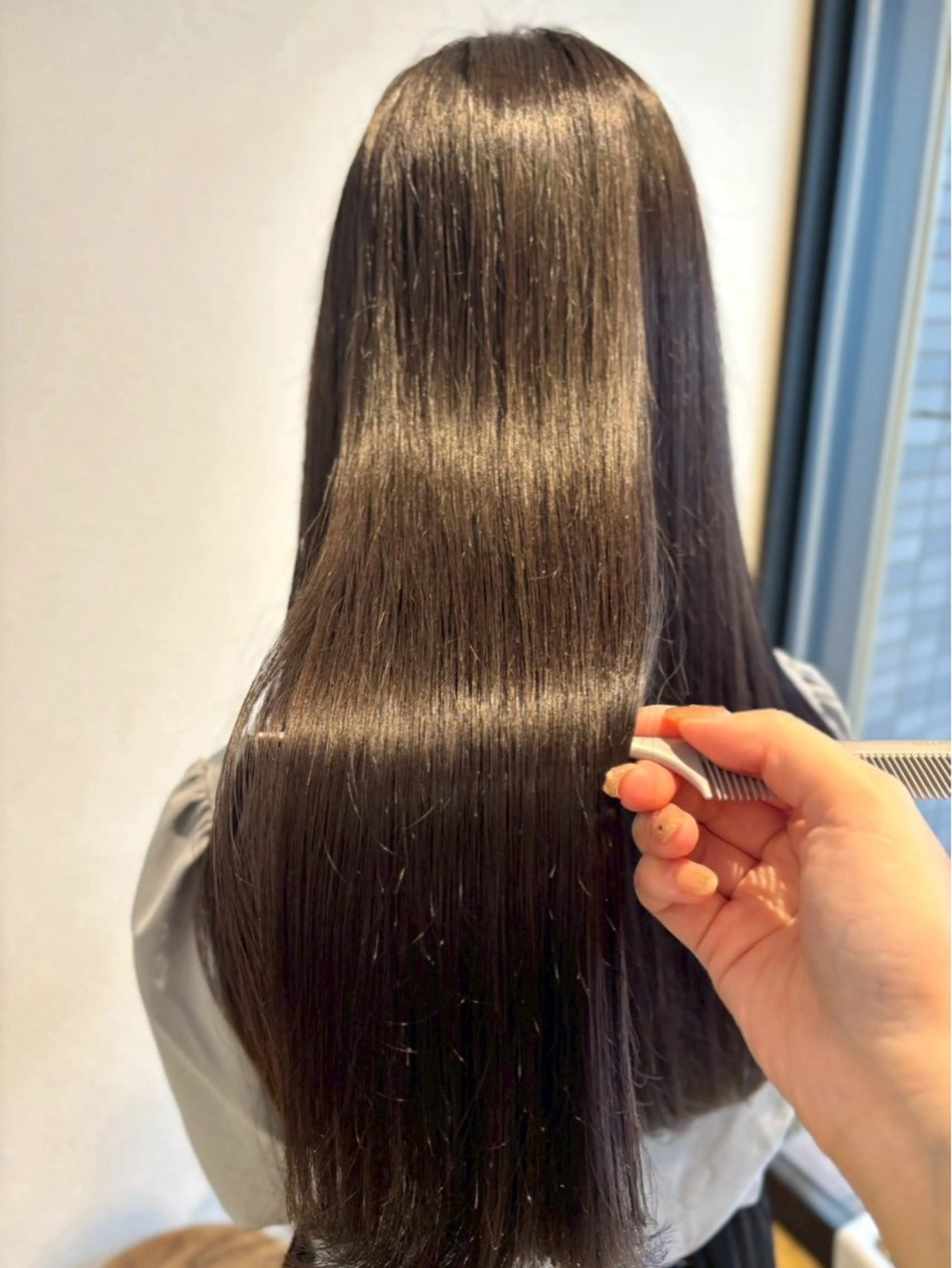 ロング カット ヘアカラー トリートメント 井上 樹のヘアスタイル