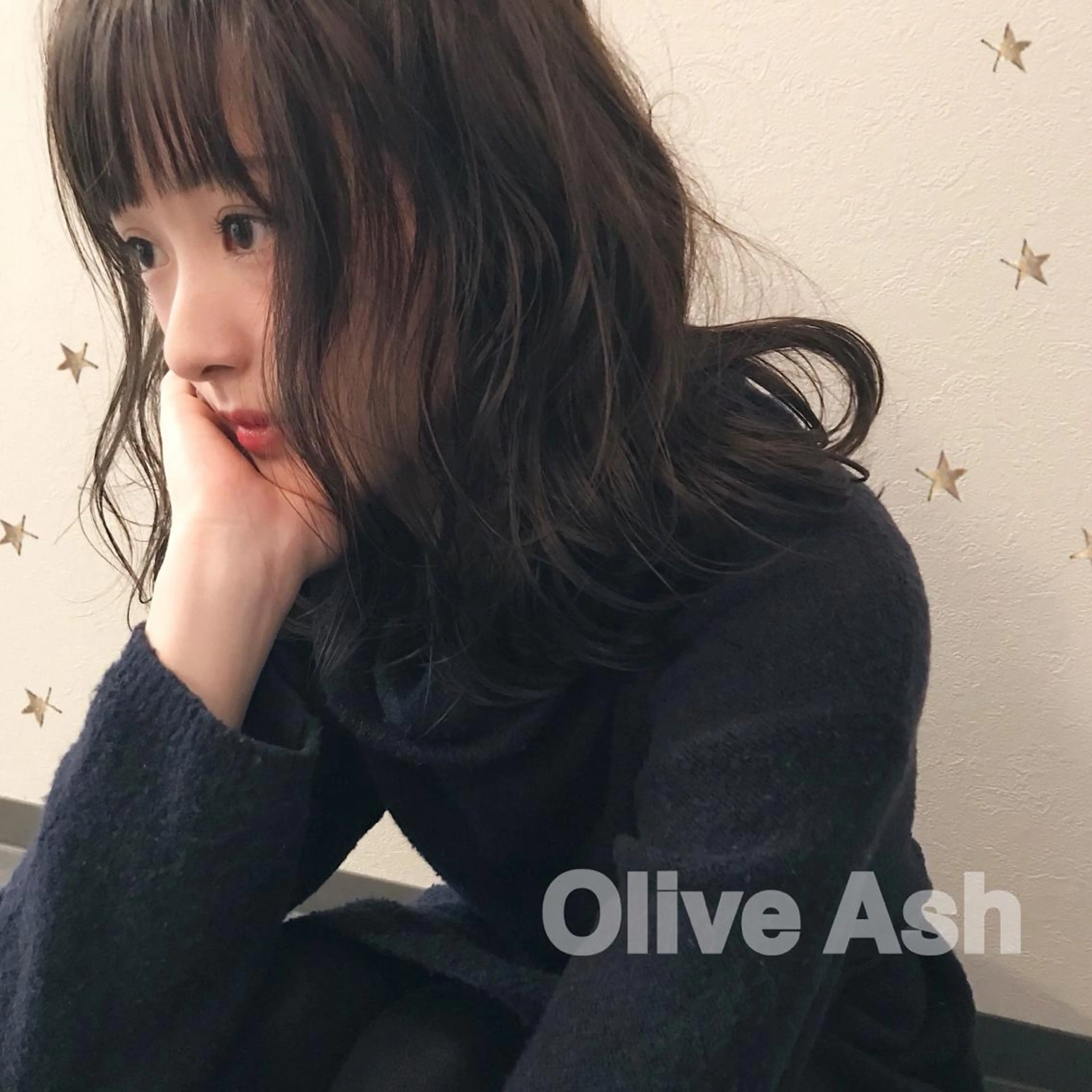 ミディアム カラー 市川 千夏のヘアスタイル