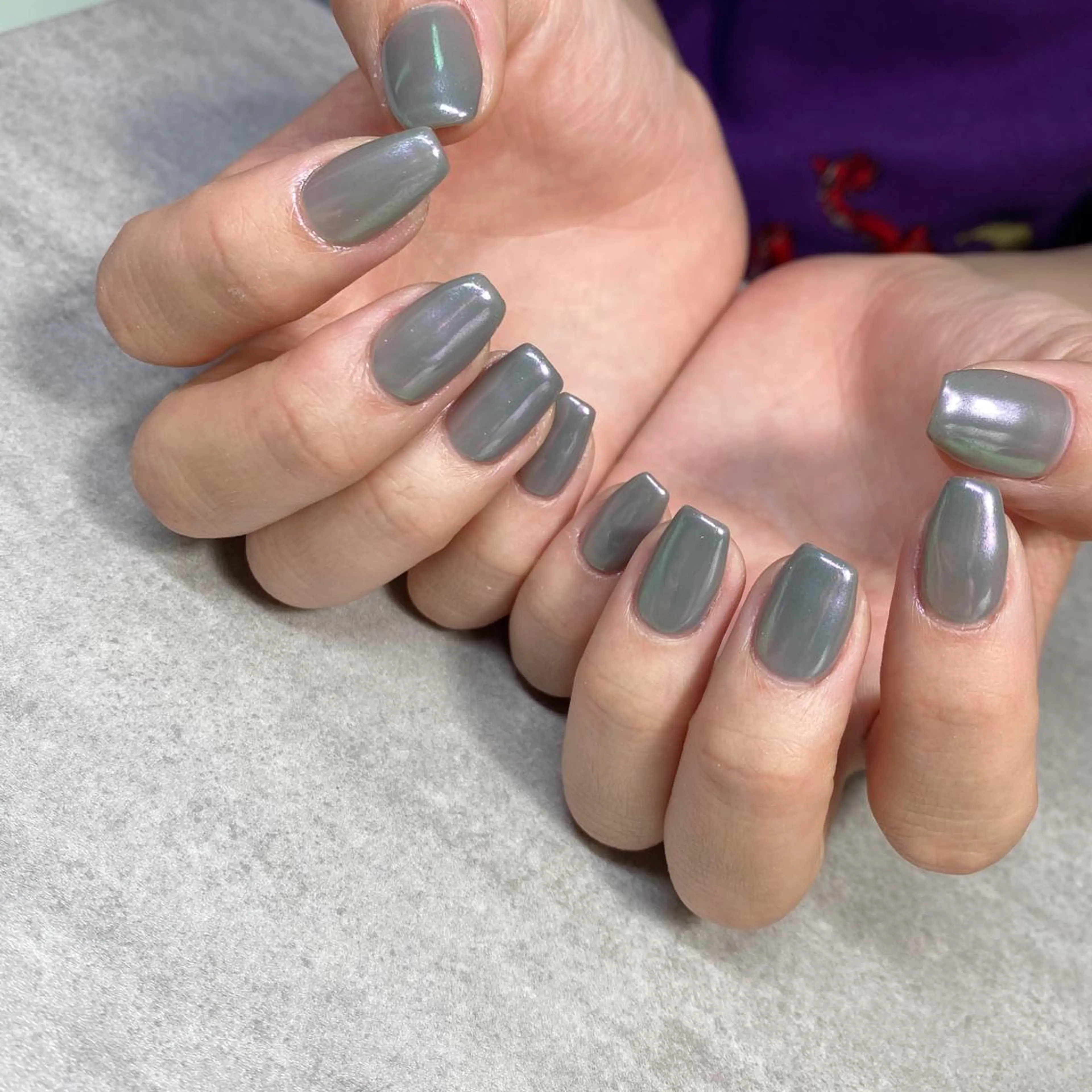 ネイル オーロラネイル グリーン ニュアンスネイル ハンドネイル ND  NAIL Ayakaのネイルデザイン