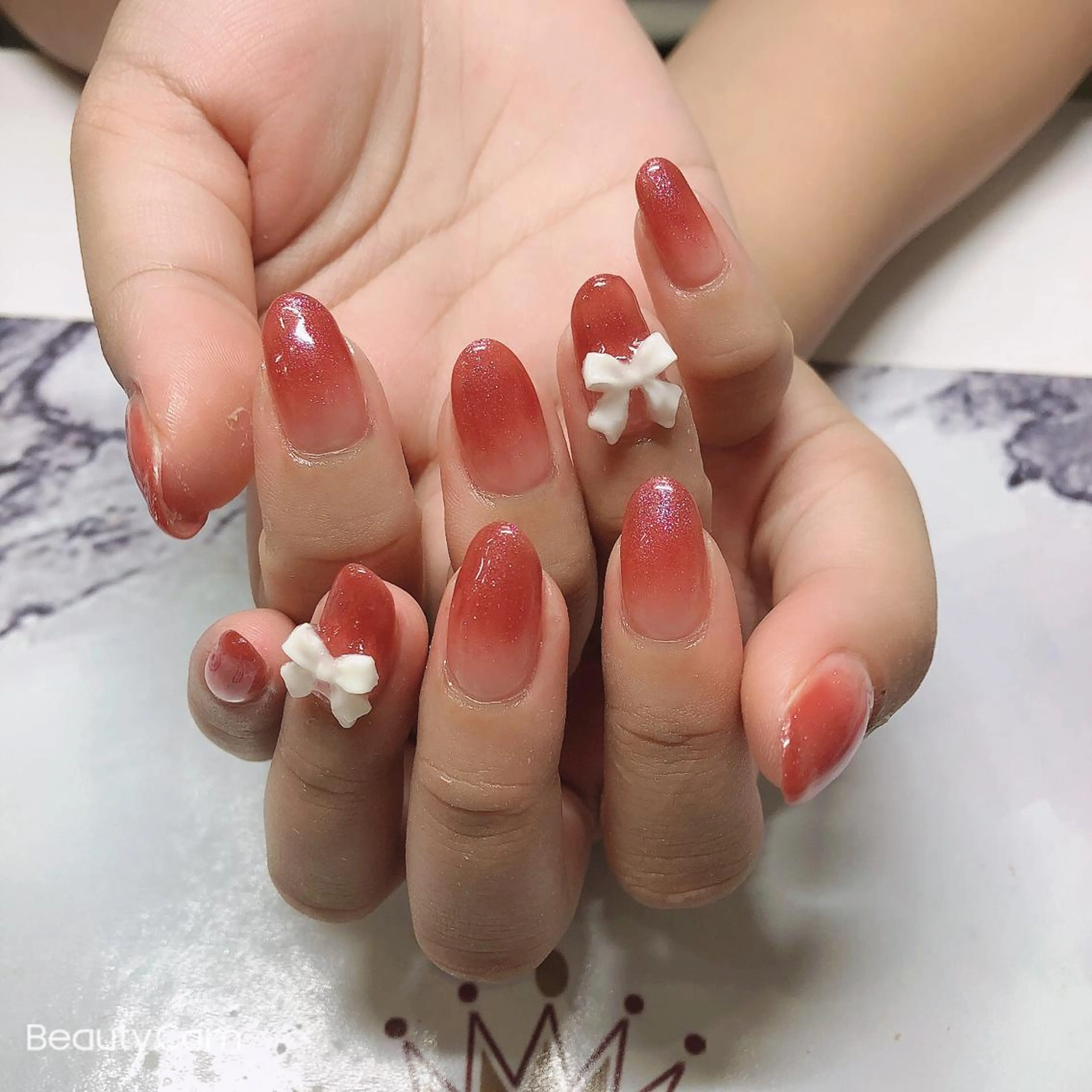 ネイル ハンドネイル ガレンドウ 白澤 愛子のネイルデザイン