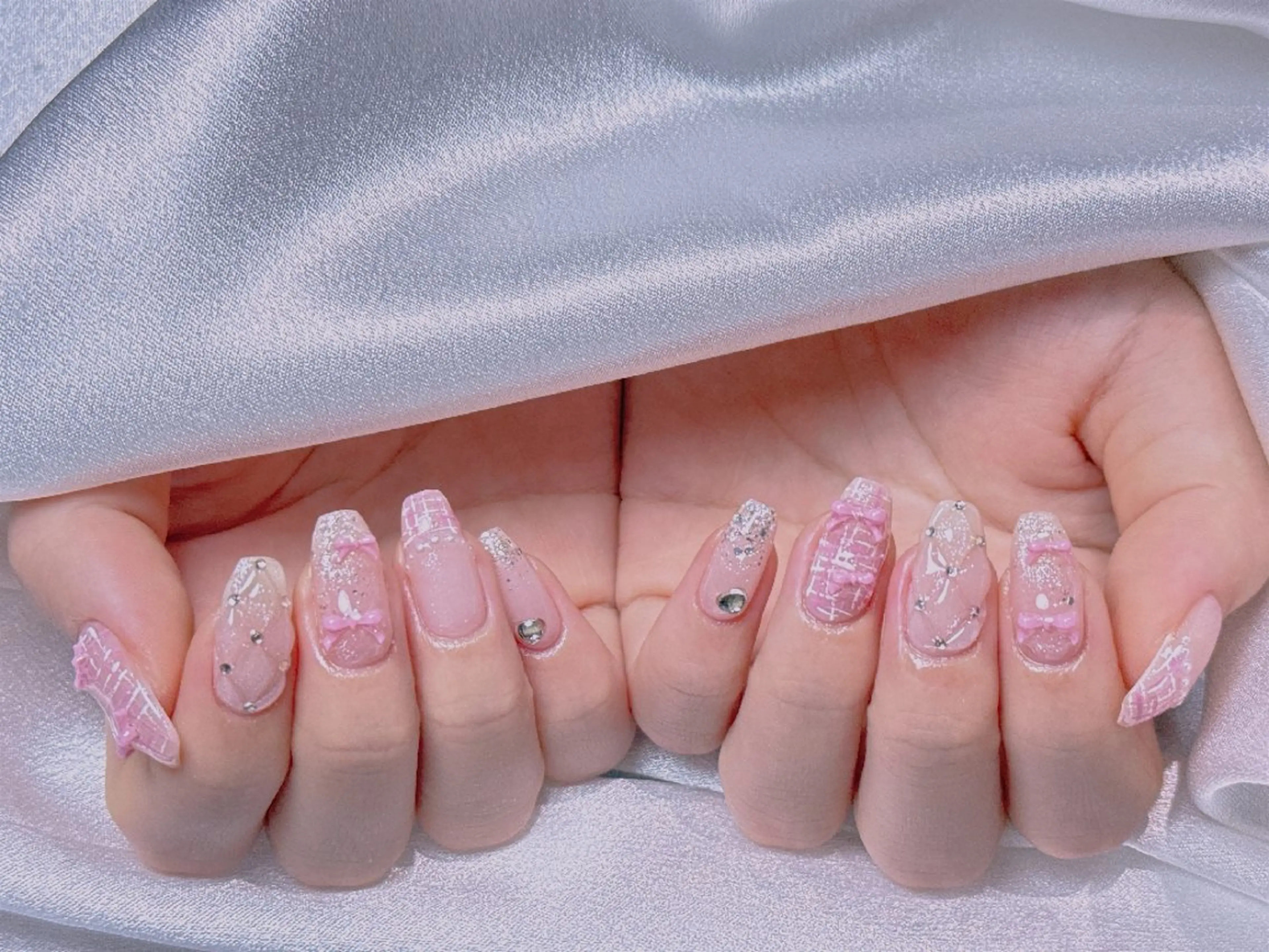 ネイル 成人式 ジェルネイル 韓国ネイル マグネットネイル パラジェル ハンドネイル ハンドケア MxS リィリィのネイルデザイン