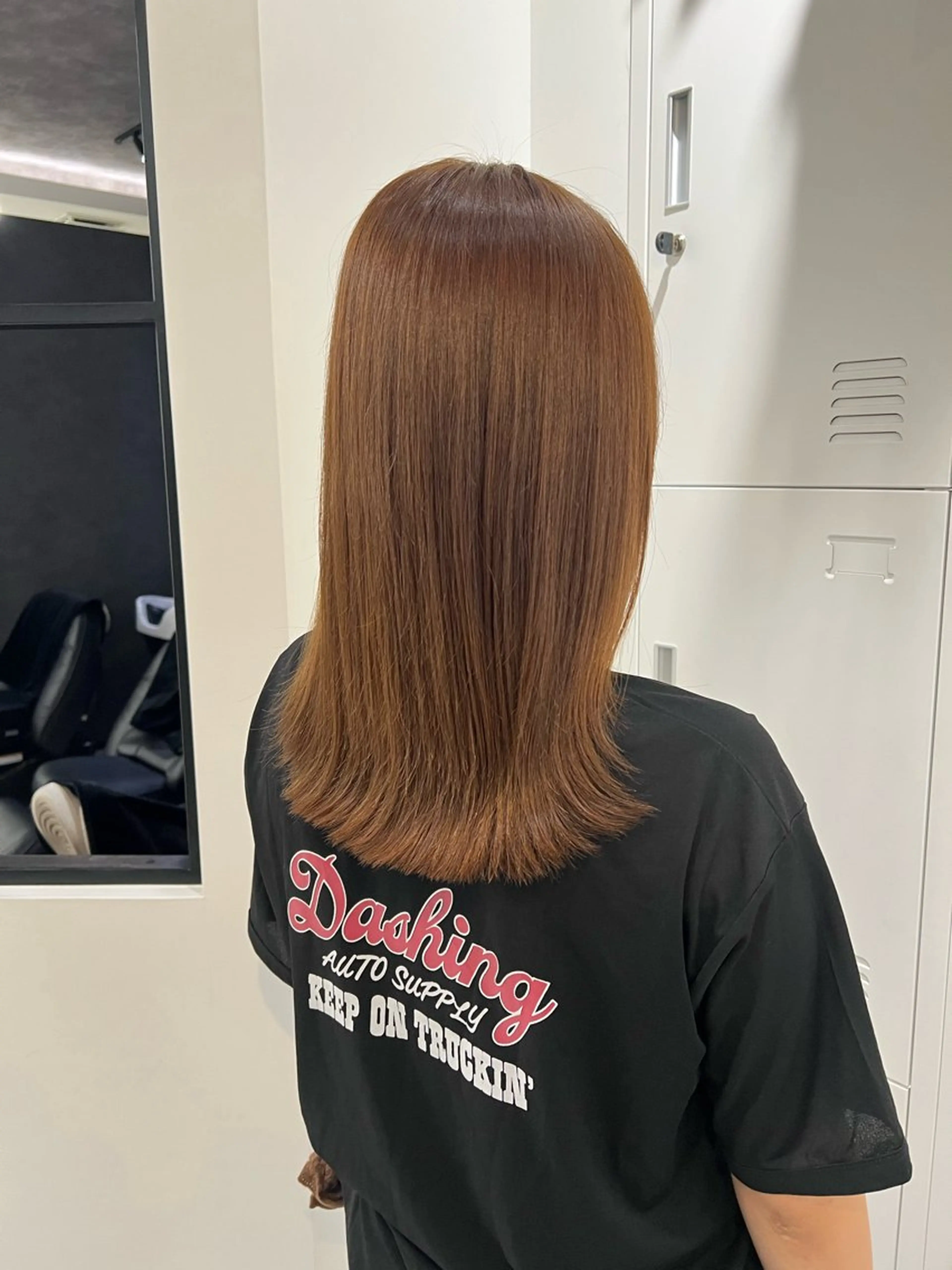 ミディアム カラー 黒阪 なみのヘアスタイル