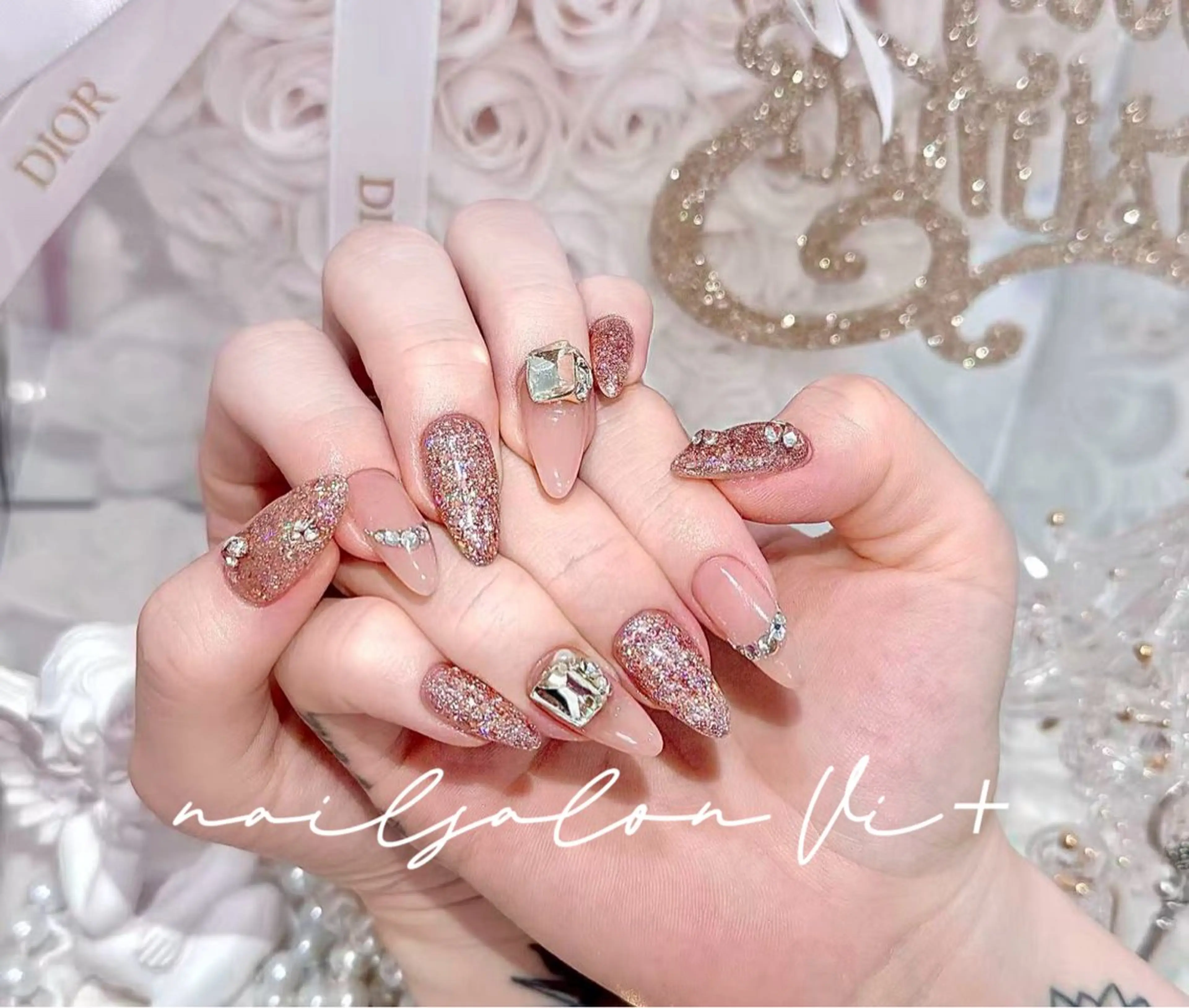 ネイル ハンドネイル ✨Nailsalon Vi+✨のネイルデザイン