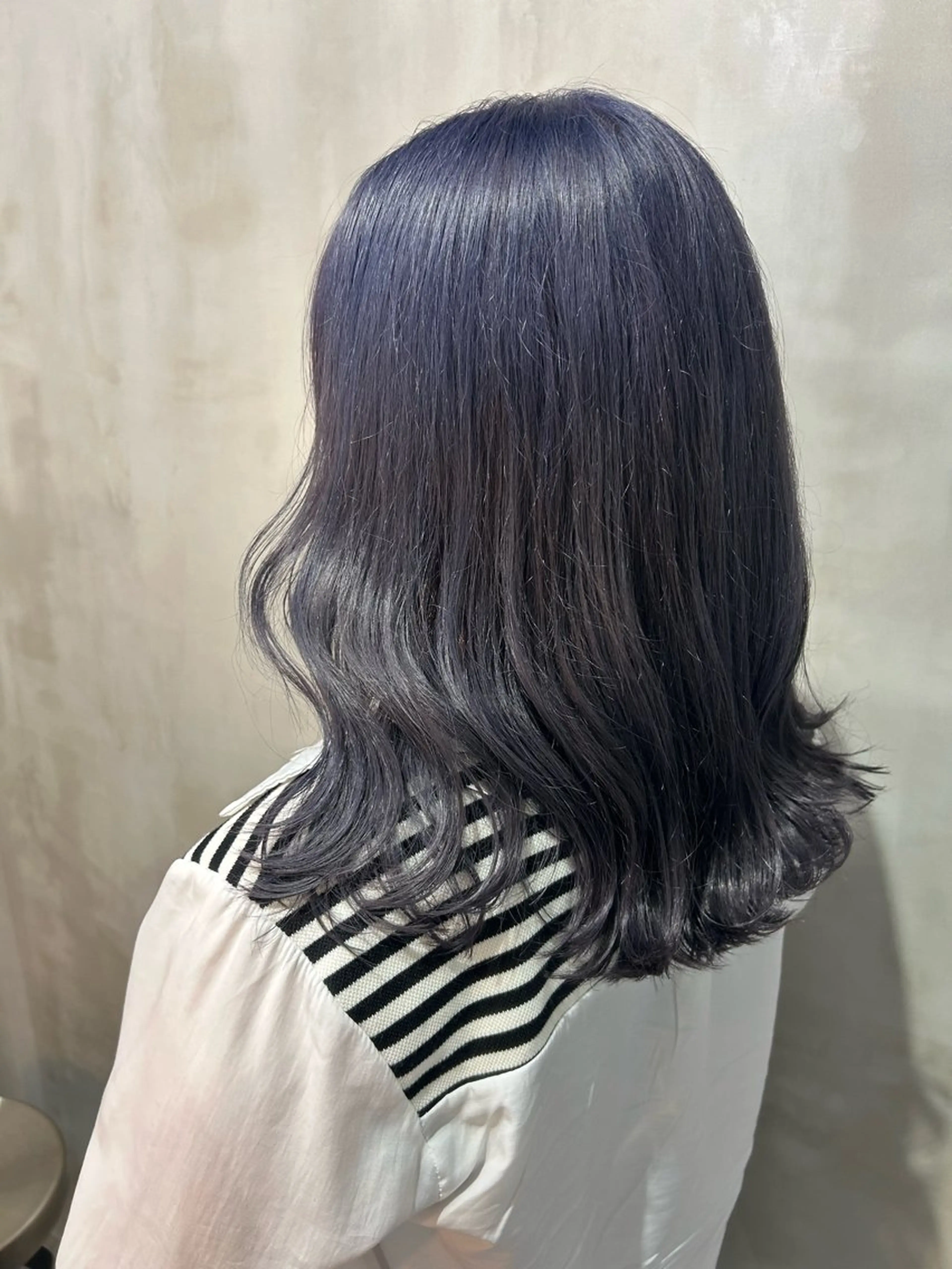 ミディアム 井手 素子のヘアスタイル