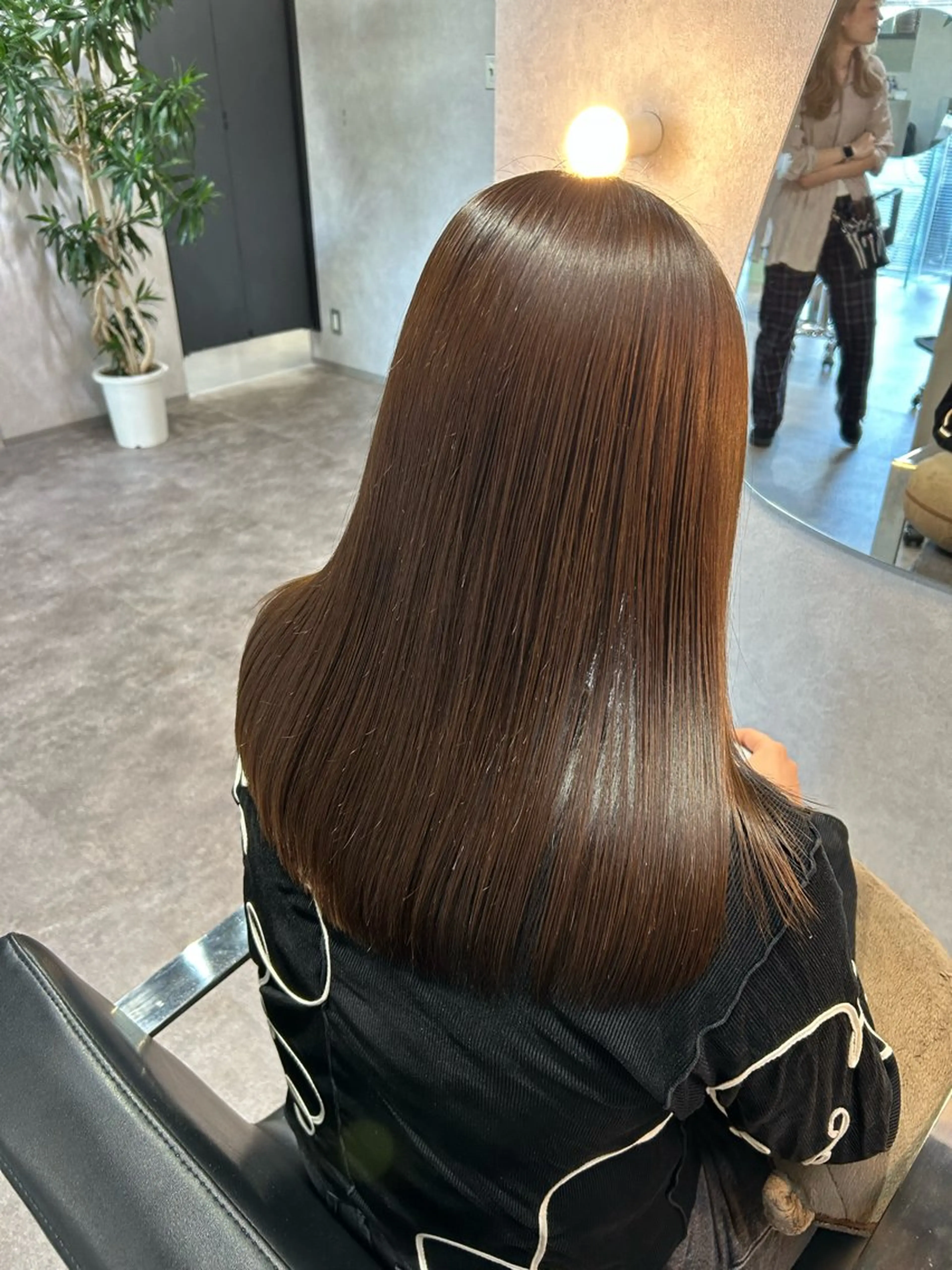 セミロング カット 縮毛矯正 トリートメント 井手 素子のヘアスタイル