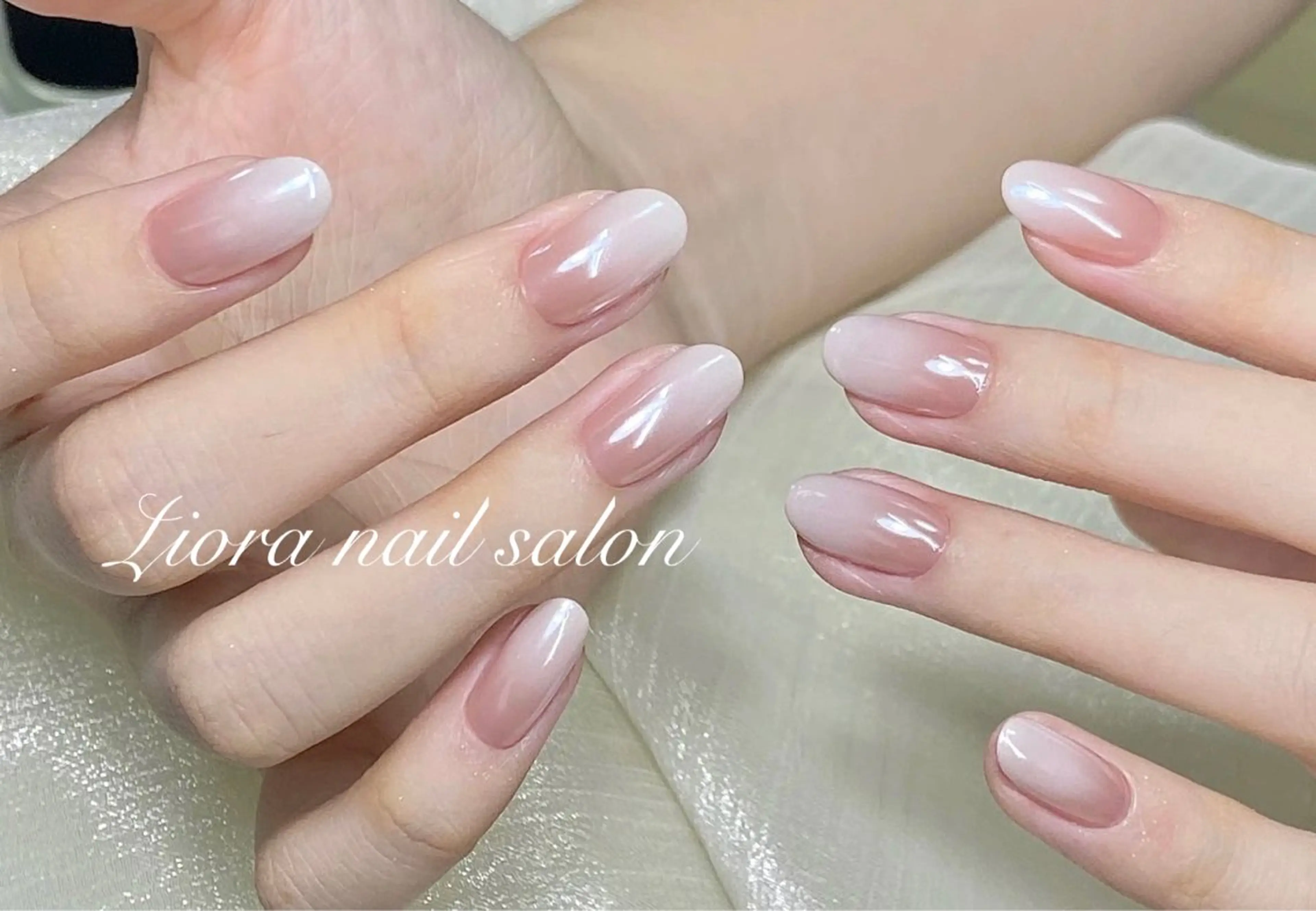 ネイル フレンチネイル ジェルネイル ガーリー グラデーション キラキラネイル ハンドネイル Liora nail スカルプ専門店のネイルデザイン