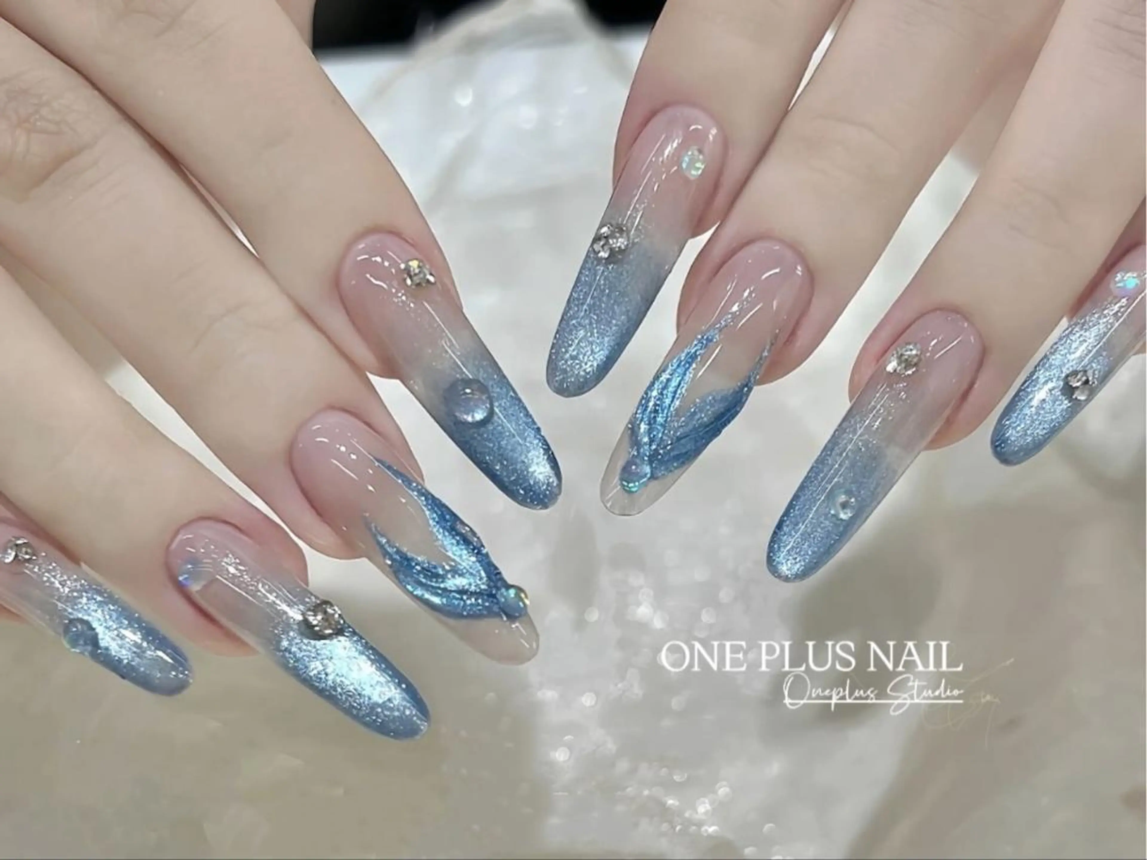 ネイル One Plus Nail Salonのネイルデザイン