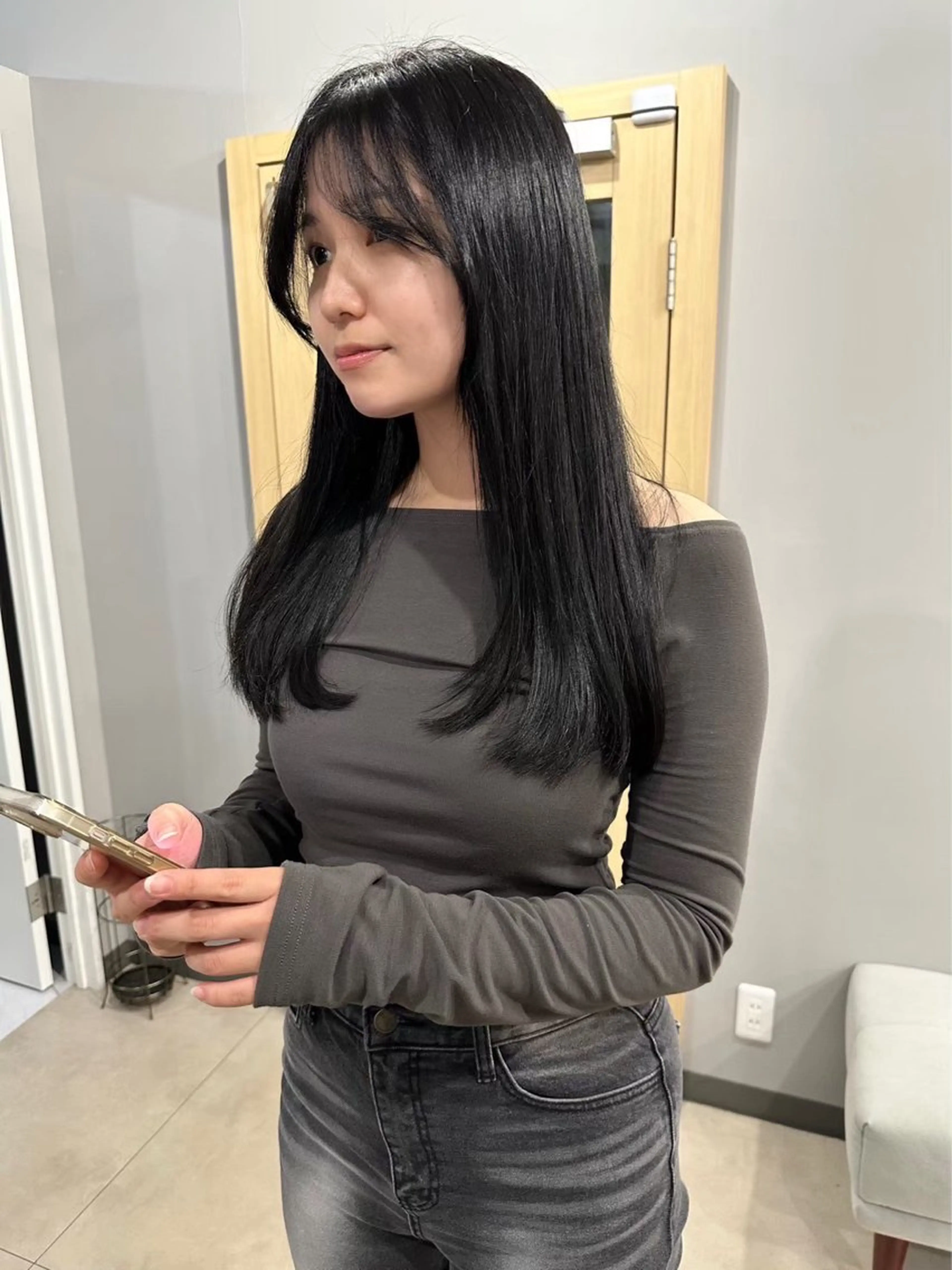 ロング カラー 🌬️attrait 髪質改善/個室サロンのヘアスタイル