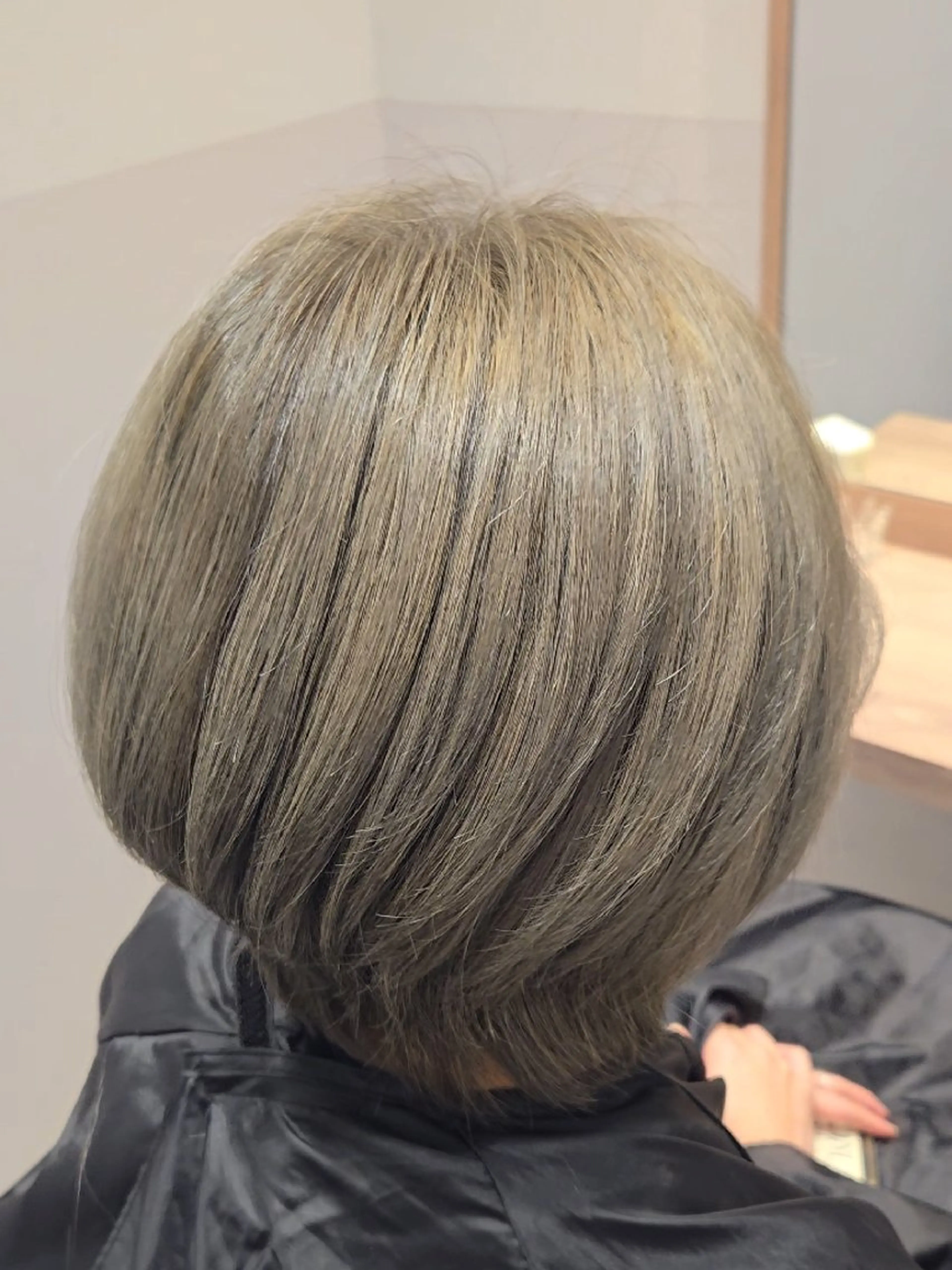 ショート カラー ヘアカラー トリートメント 【髪質改善/縮毛矯正 】Yosukeのヘアスタイル