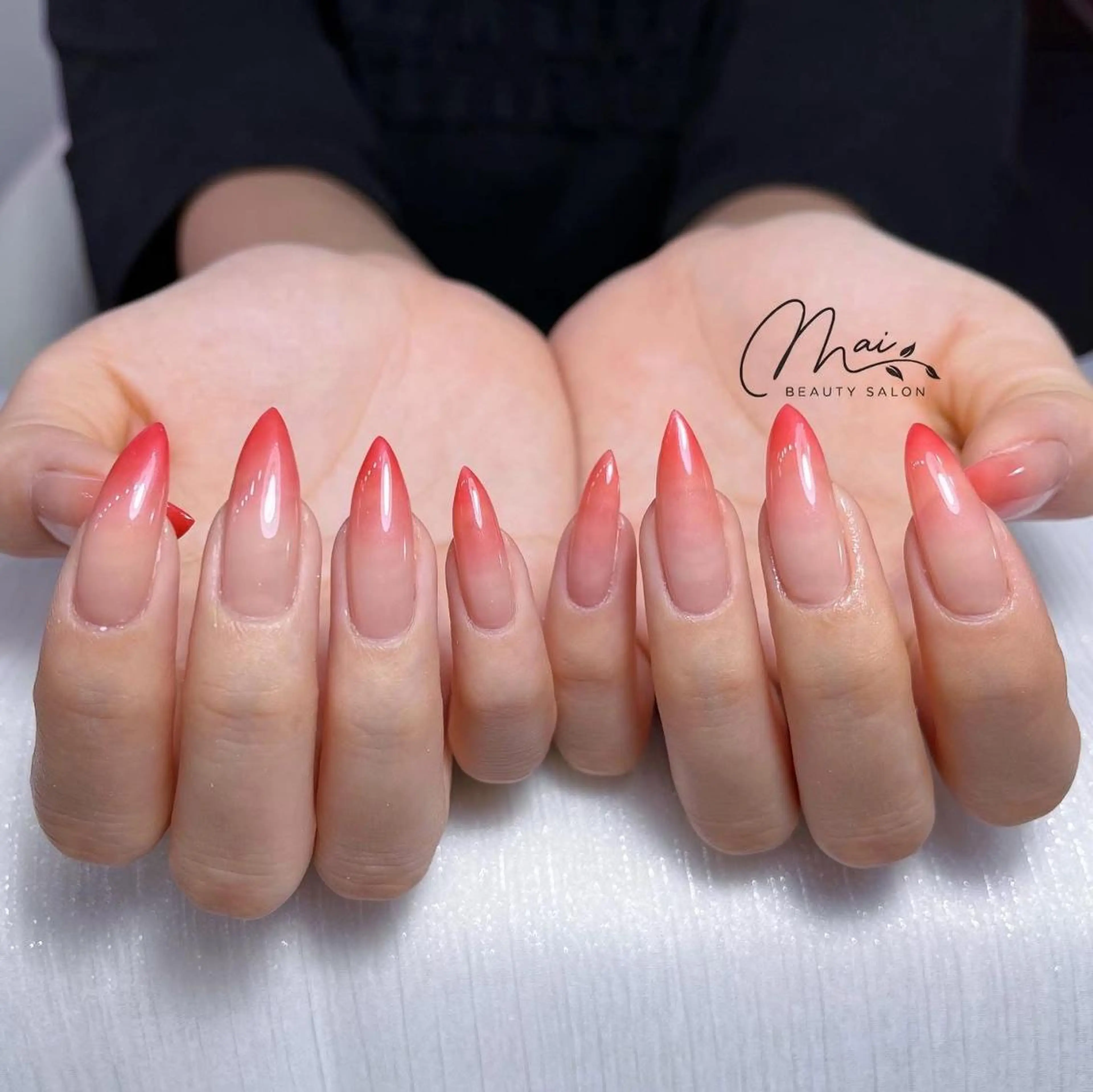 ネイル オーロラネイル チークネイル 長さ出し フラッシュネイル フットネイル MaiBeauty マイ マイのネイルデザイン