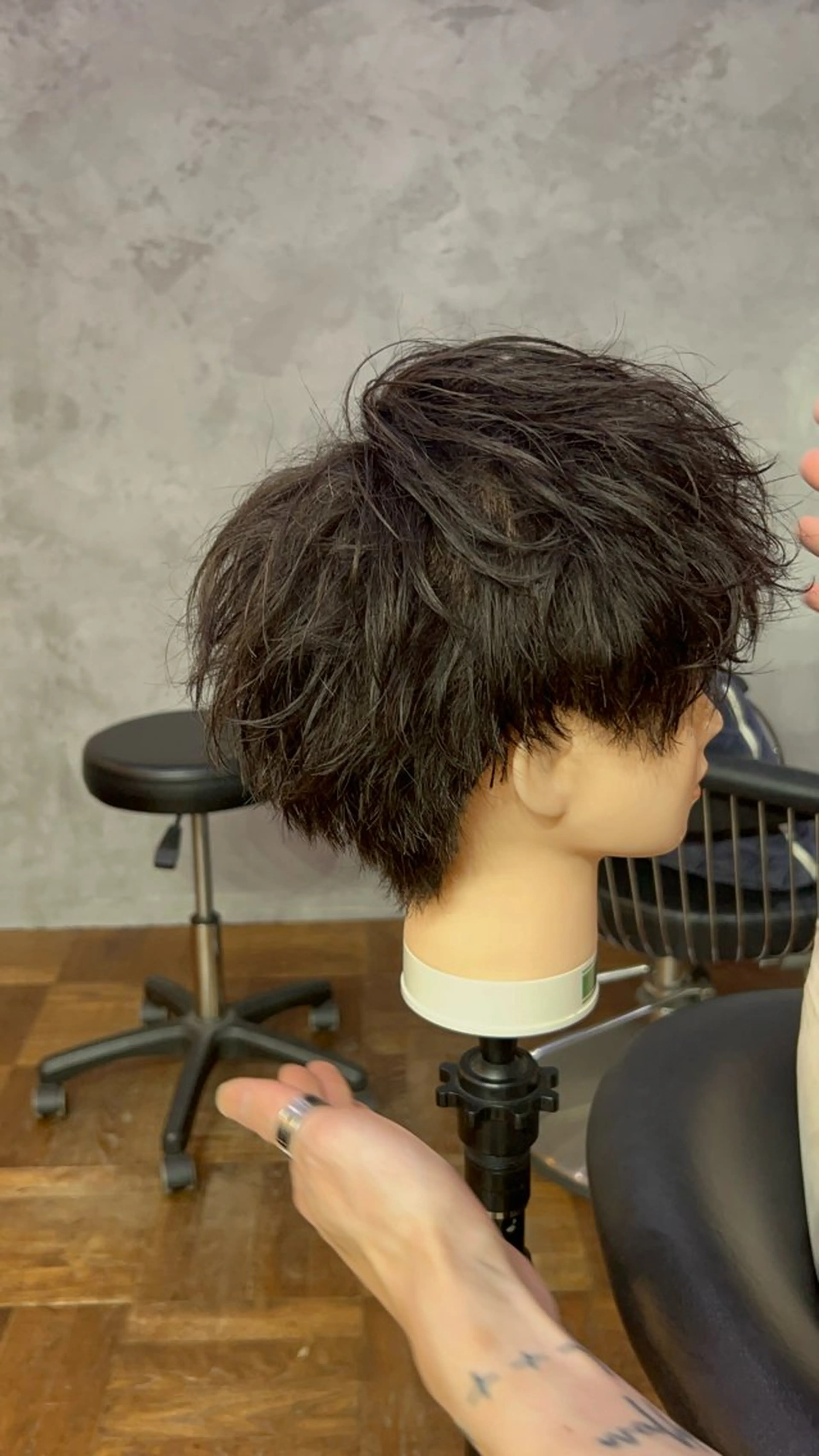 メンズ 竹川菜海 レイヤーカットのヘアスタイル