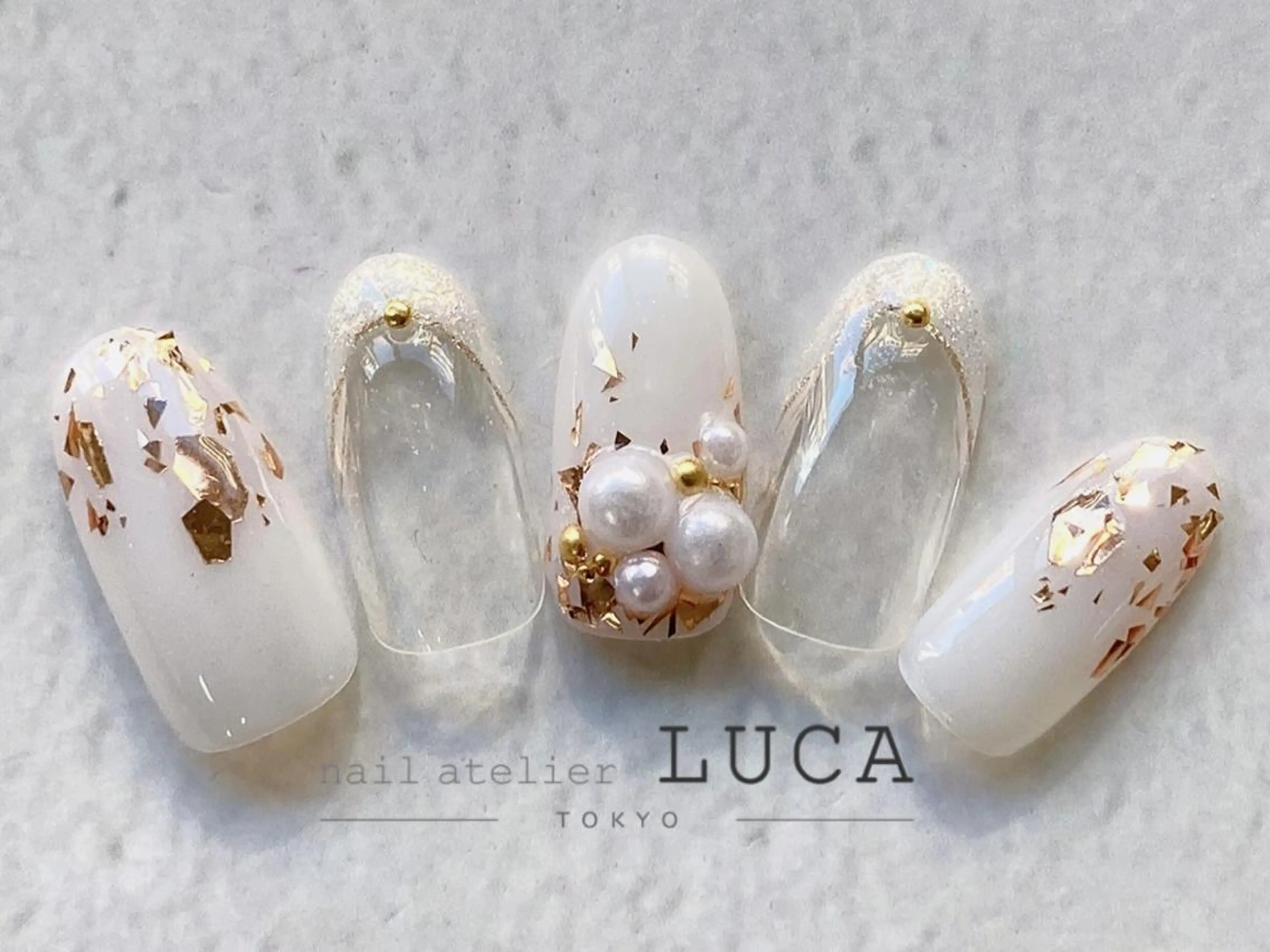 ネイル アートネイル オーロラネイル クリアネイル 長さ出し フットネイル ハンドネイル ネイルアトリエルカ スタッフのネイルデザイン