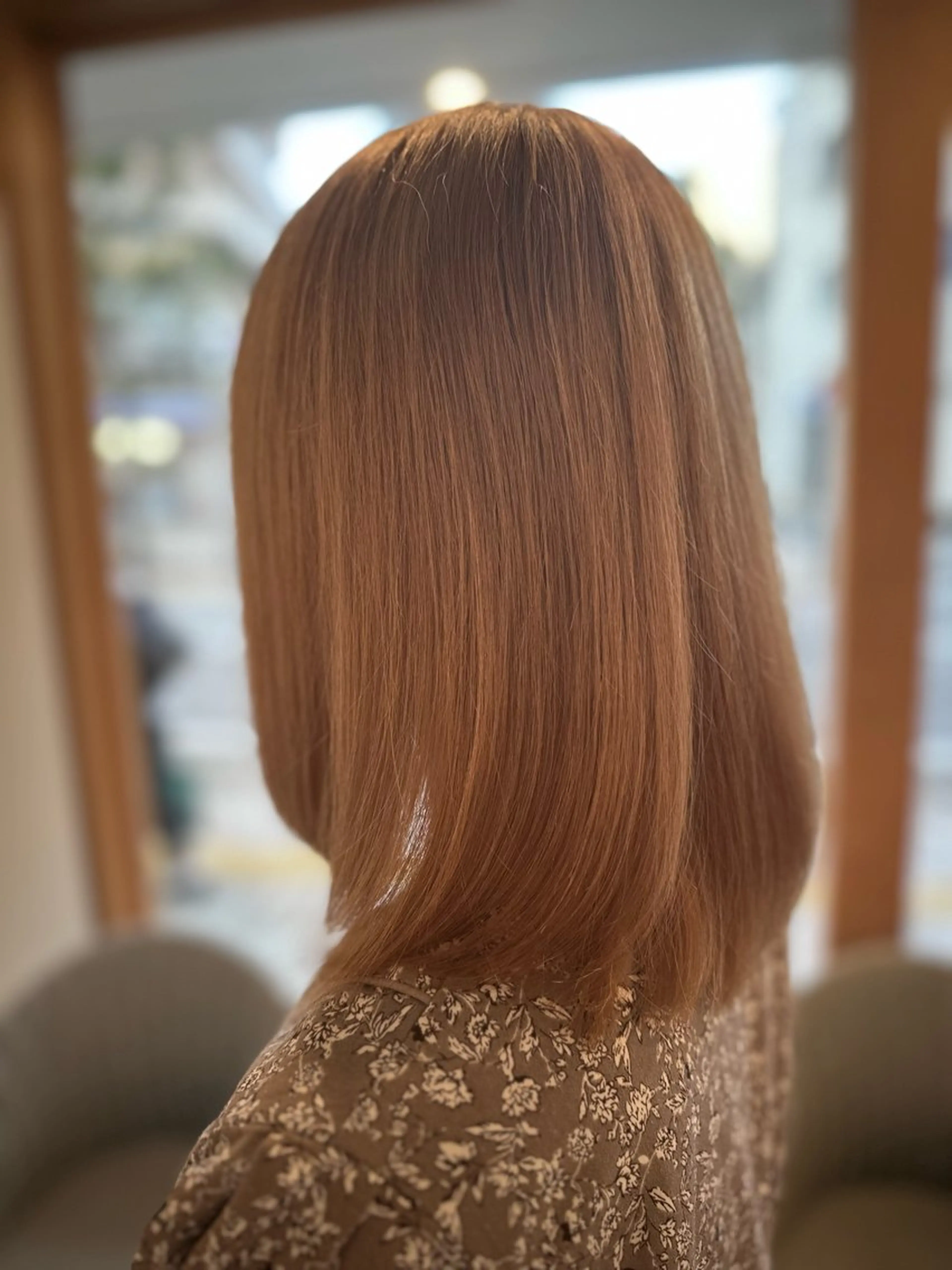 ミディアム カラー ベージュカラー ホワイトベージュ ヘアカラー トリートメント 特殊カラー特化 ✂️SHIAN フジのヘアスタイル