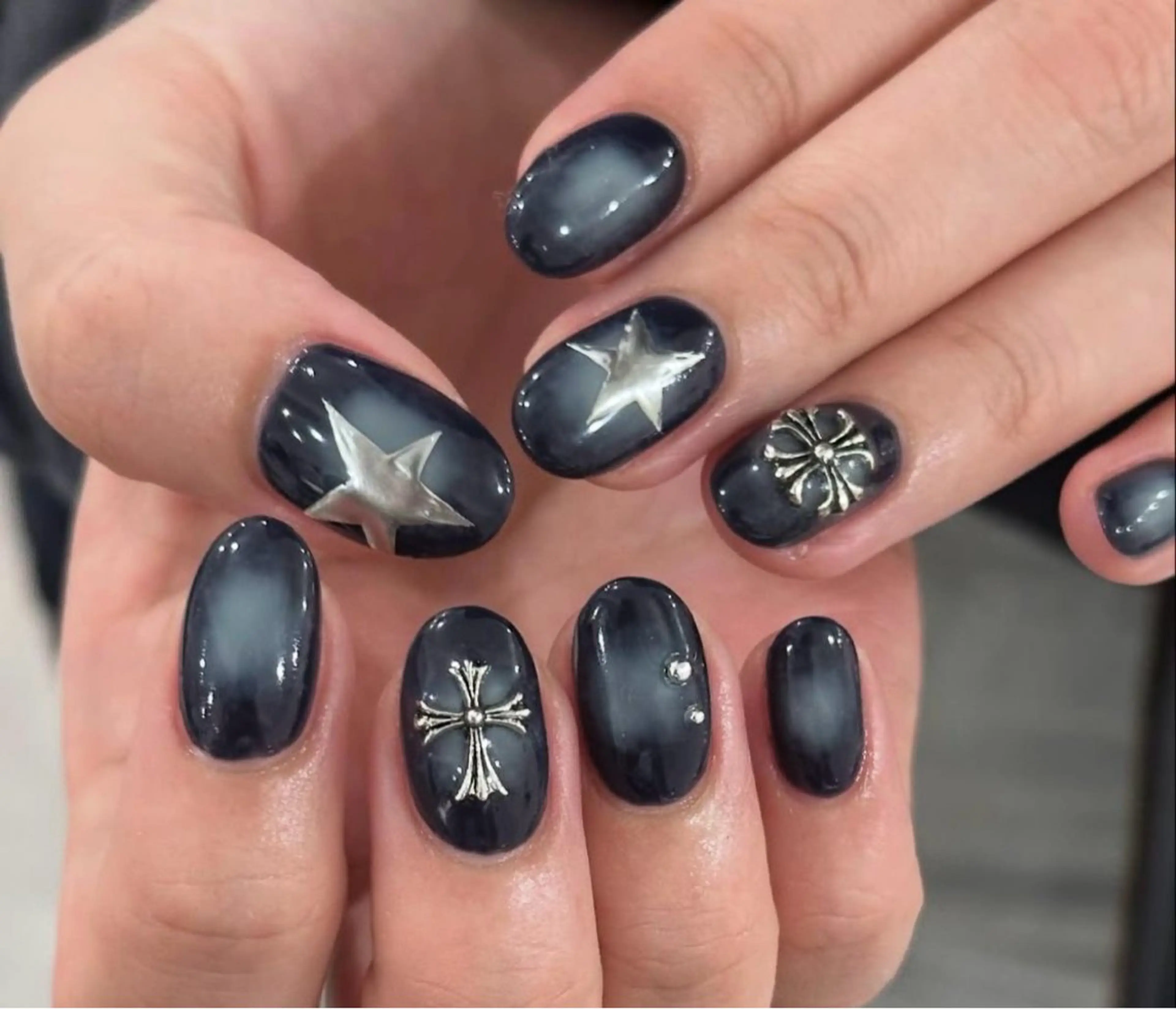 ネイル 韓国ネイル 持ち込み ニュアンスネイル ネイルチップ 冬ネイル RINN ANA.CHUOのネイルデザイン