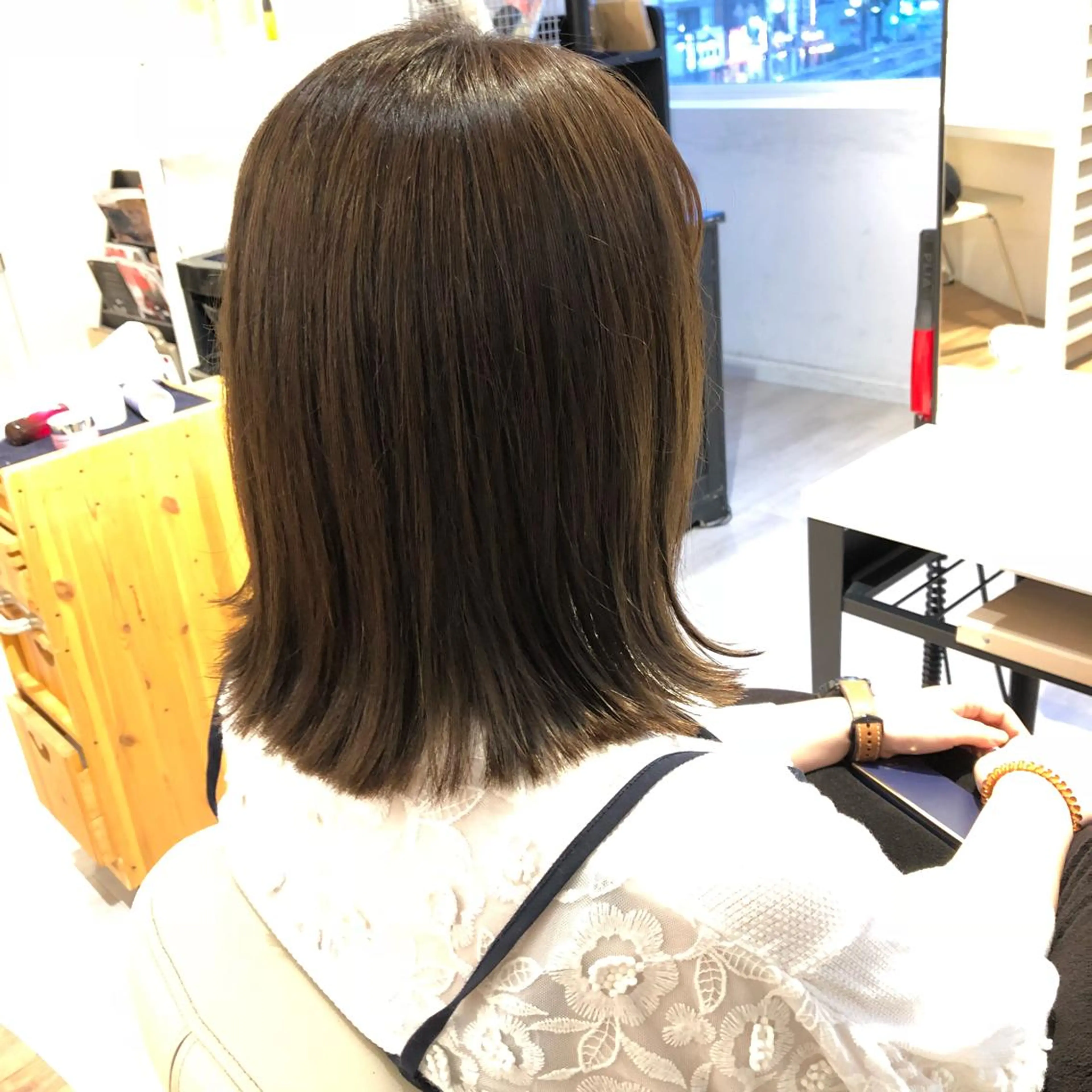 ミディアム カラー カット ヘアカラー トリートメント 金子 富士のヘアスタイル