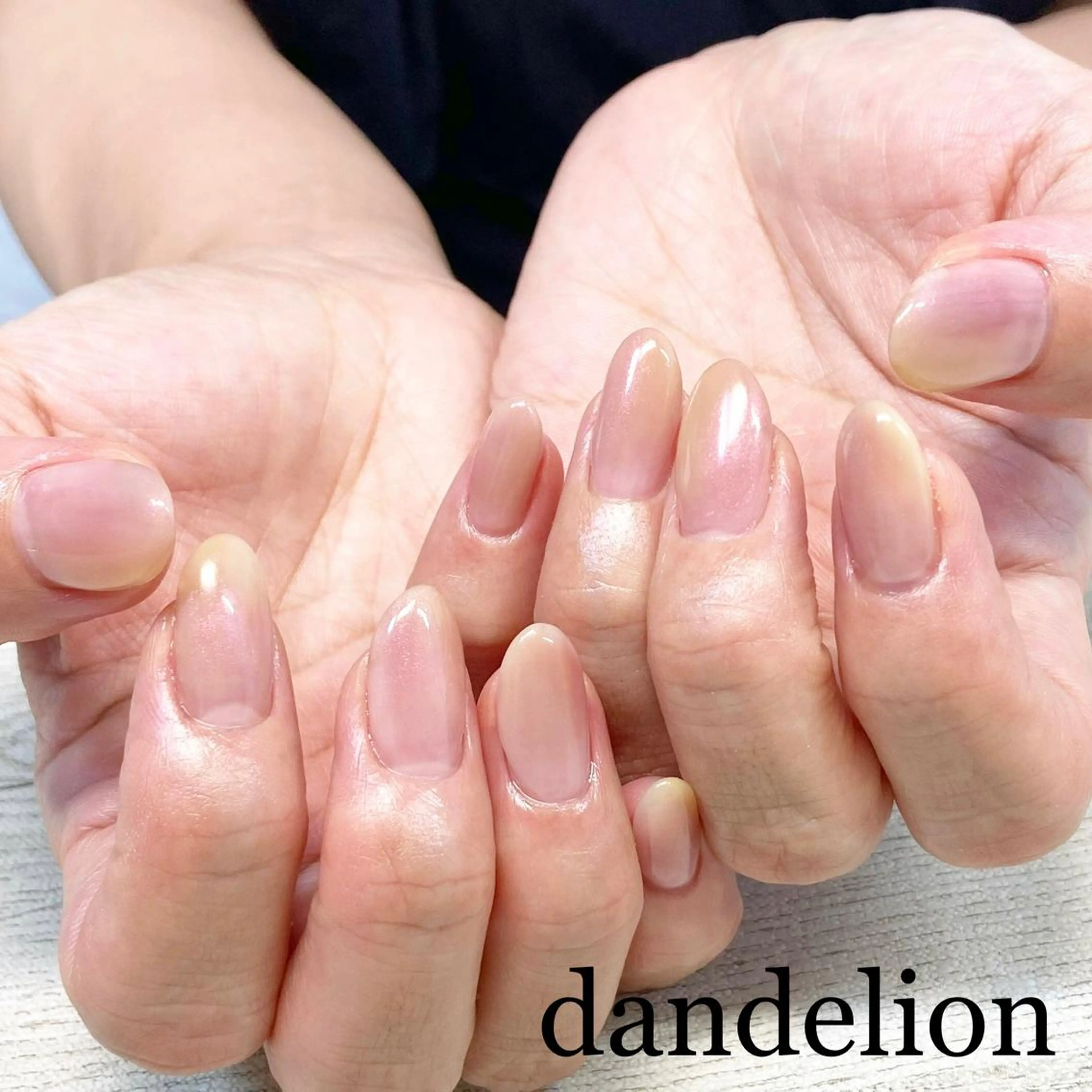 ネイル ハンドネイル ハンドケア dandelion ダンデライオンのネイルデザイン