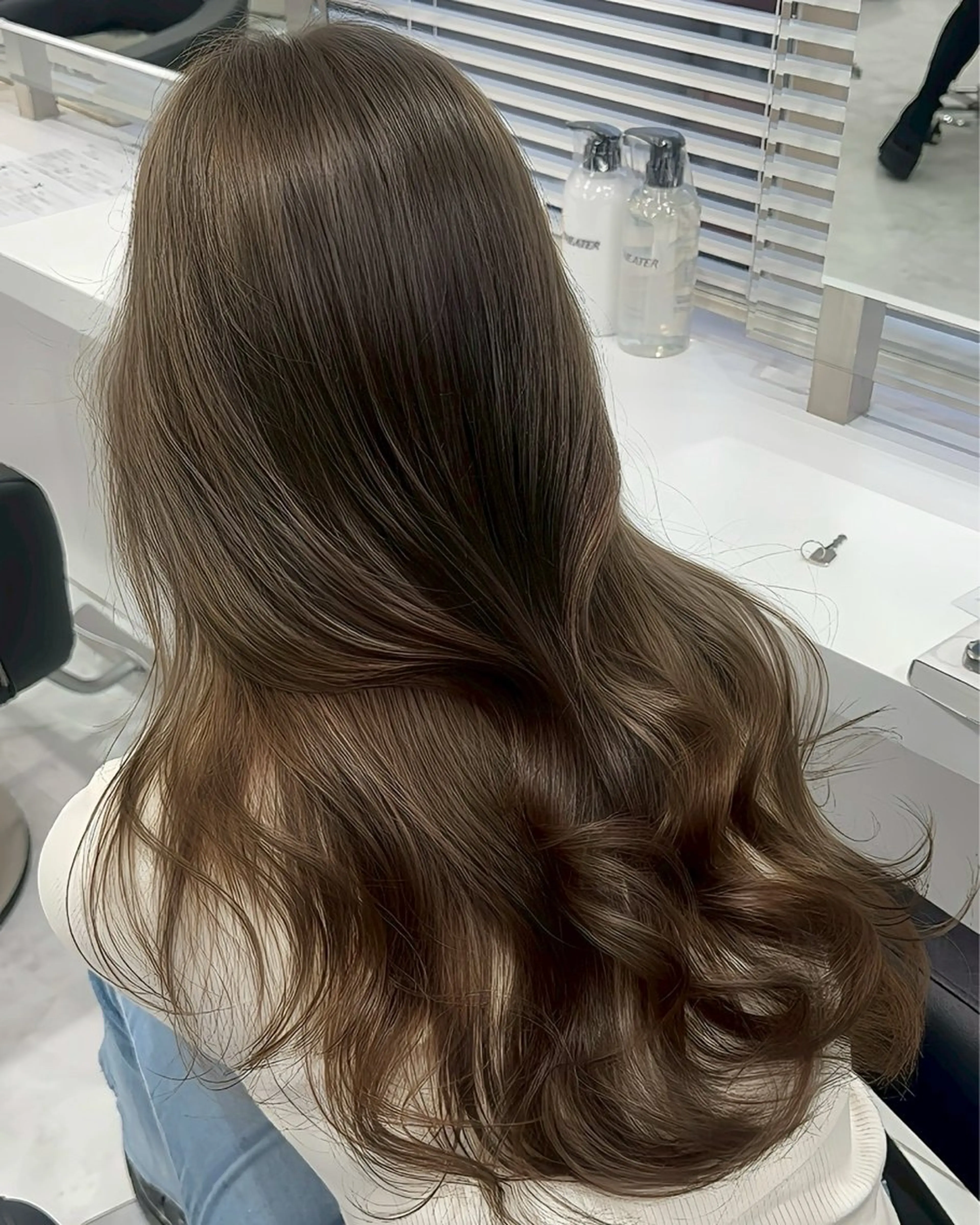 カラー ヘアカラー トリートメント ヘアセット 大人っぽツヤ髪🫧 銀座/表参道のヘアスタイル