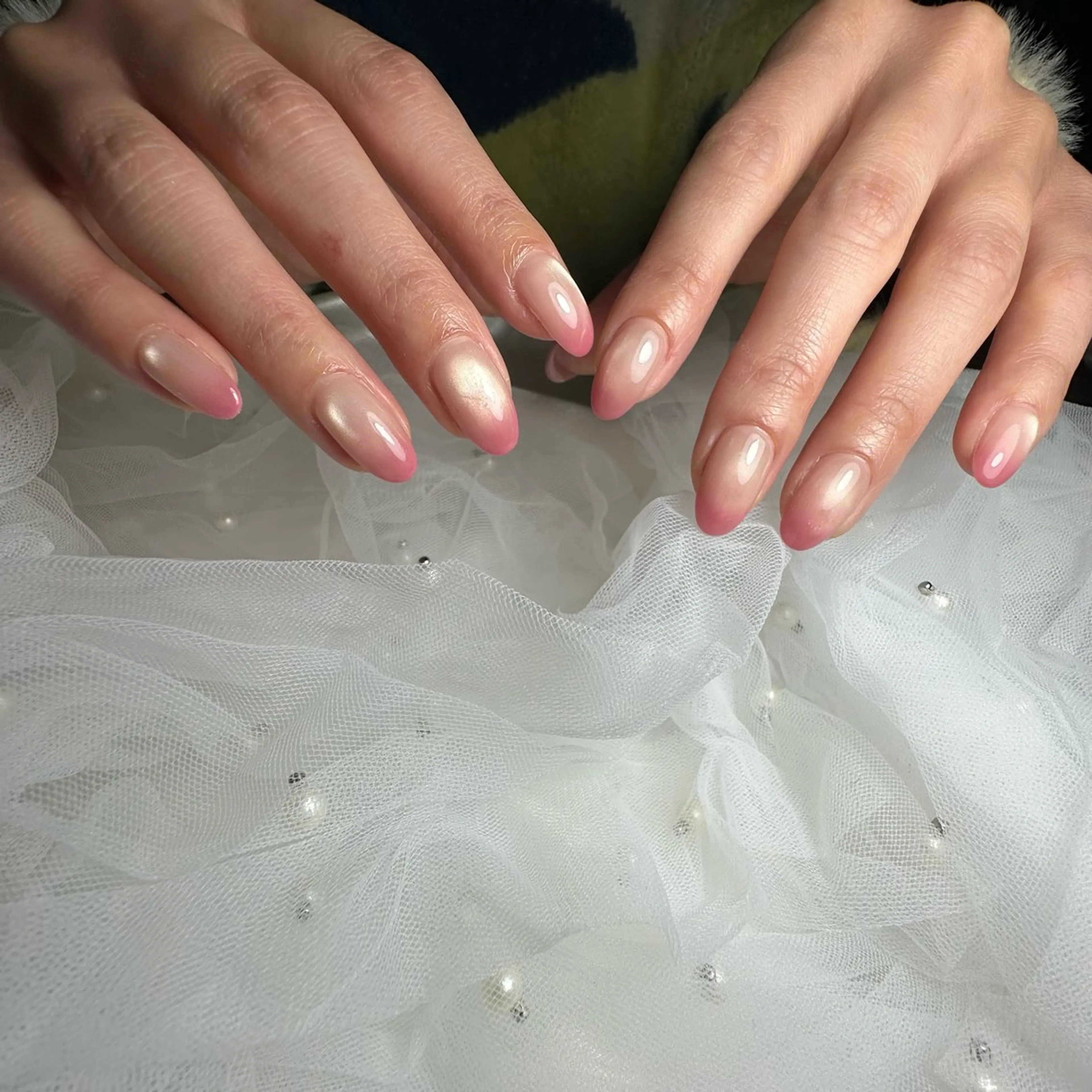 ネイル repos~ルポ~所属・里見 麗のネイルデザイン