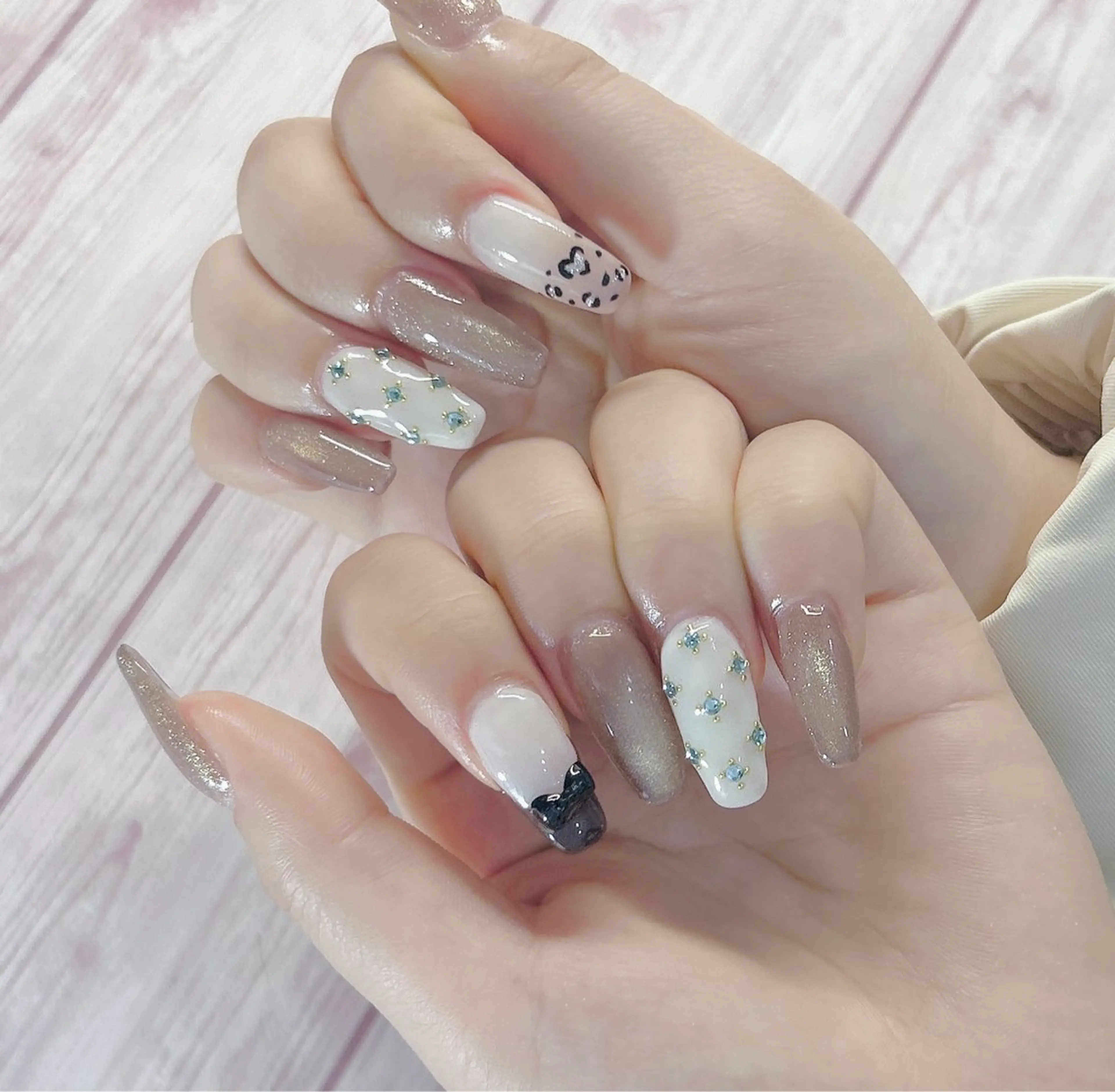 ネイル ハンドネイル MYu Beauty Salon YURIのネイルデザイン