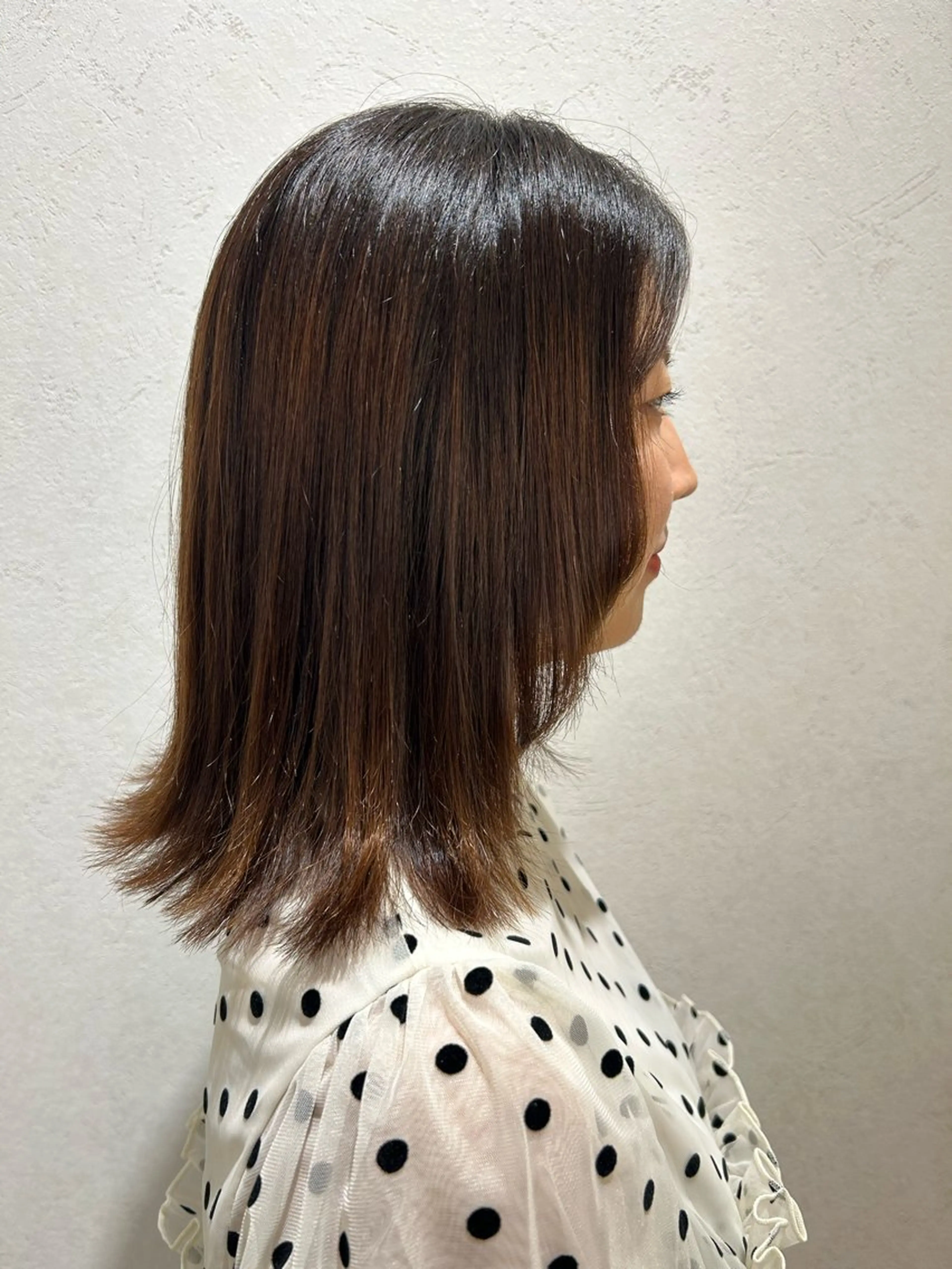 ミディアム 顔まわりレイヤー 顔周りカット レイヤーカット 渋谷 みゆのヘアスタイル