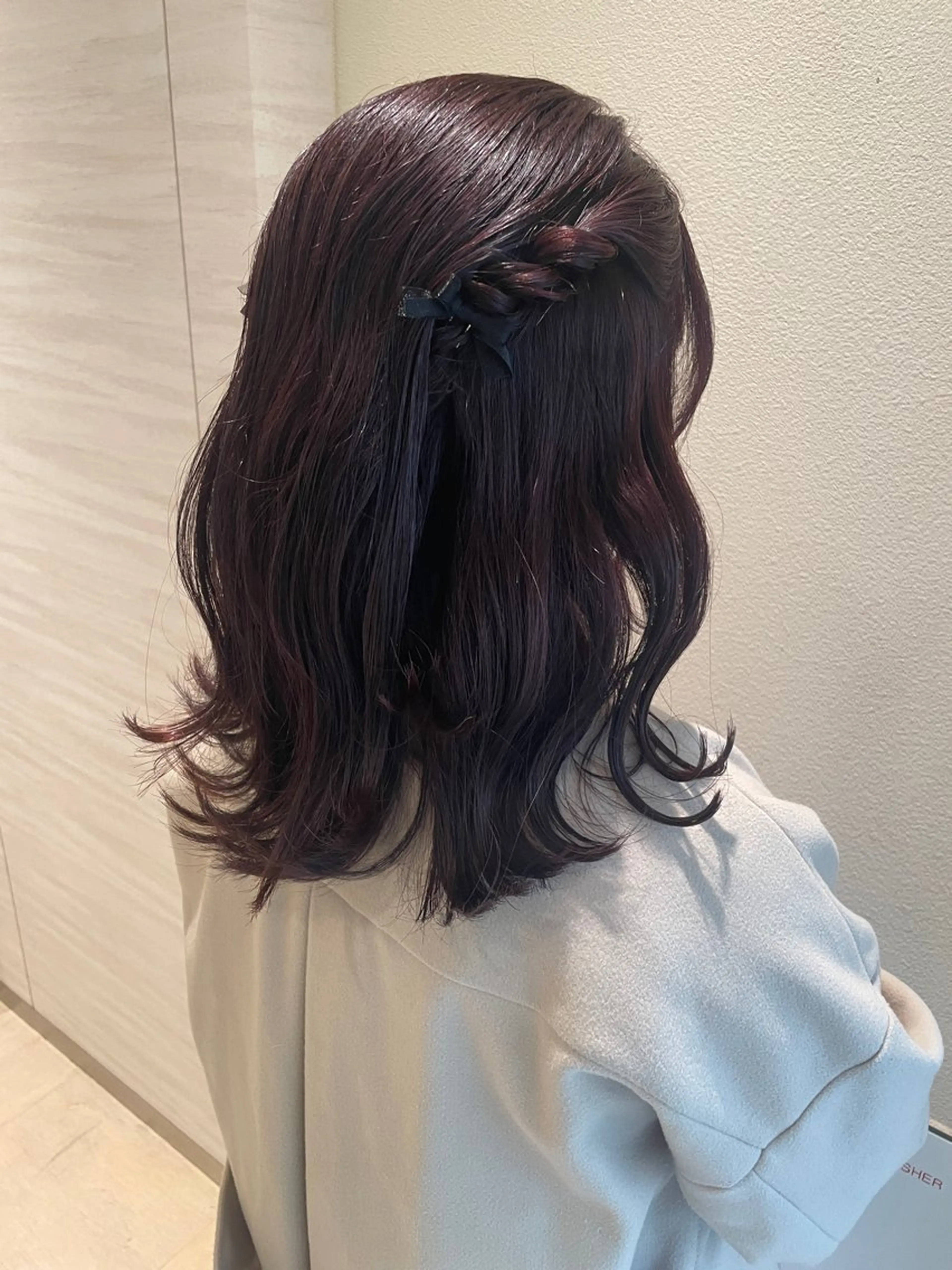 ミディアム カラー ヘアアレンジ ハーフアップ 結婚式・ブライダル 髪質改善\艶髪カラー 💐園田さやかのヘアスタイル