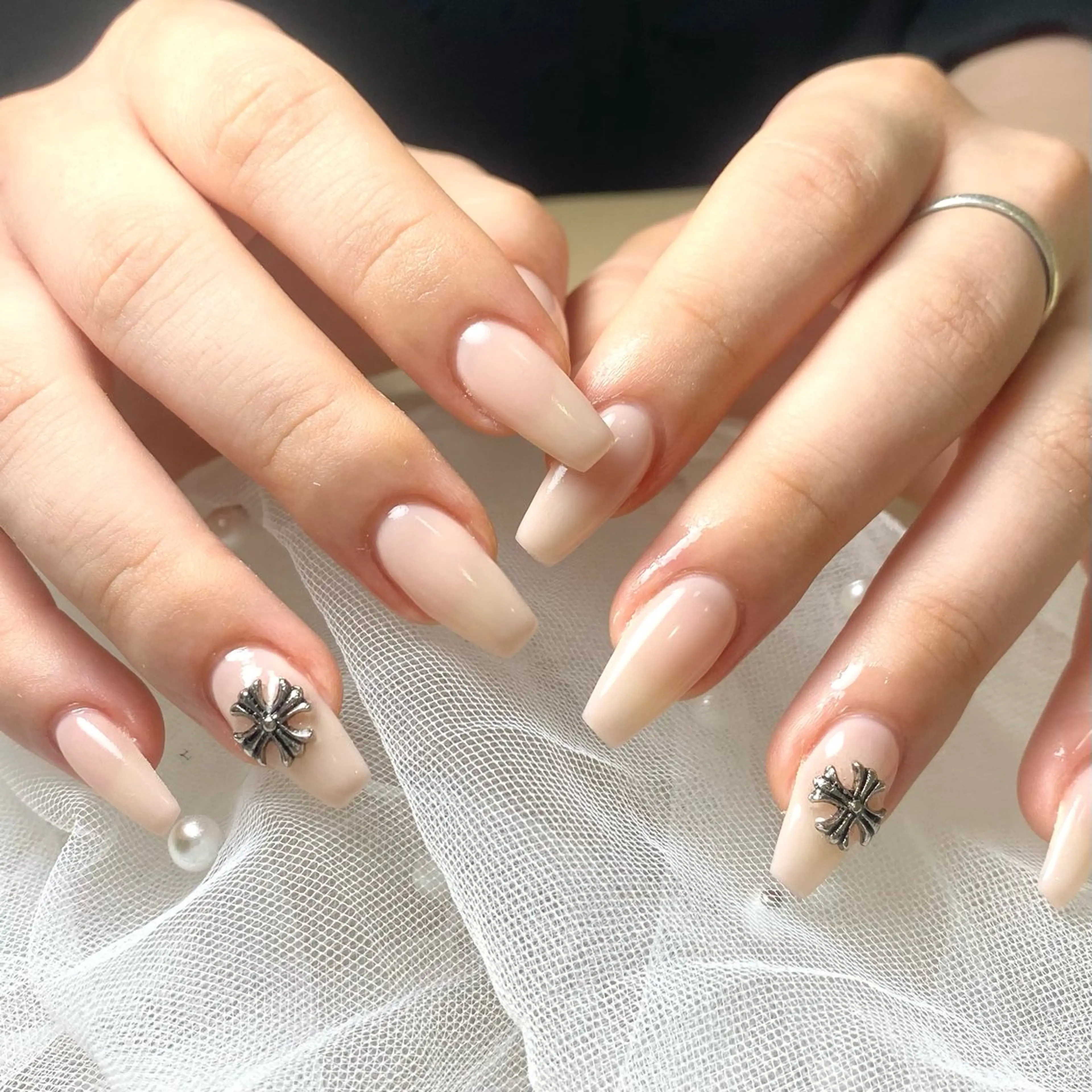 ネイル ワンカラーネイル ハンドネイル 🎀FLORANZ 🎀MIKAのネイルデザイン