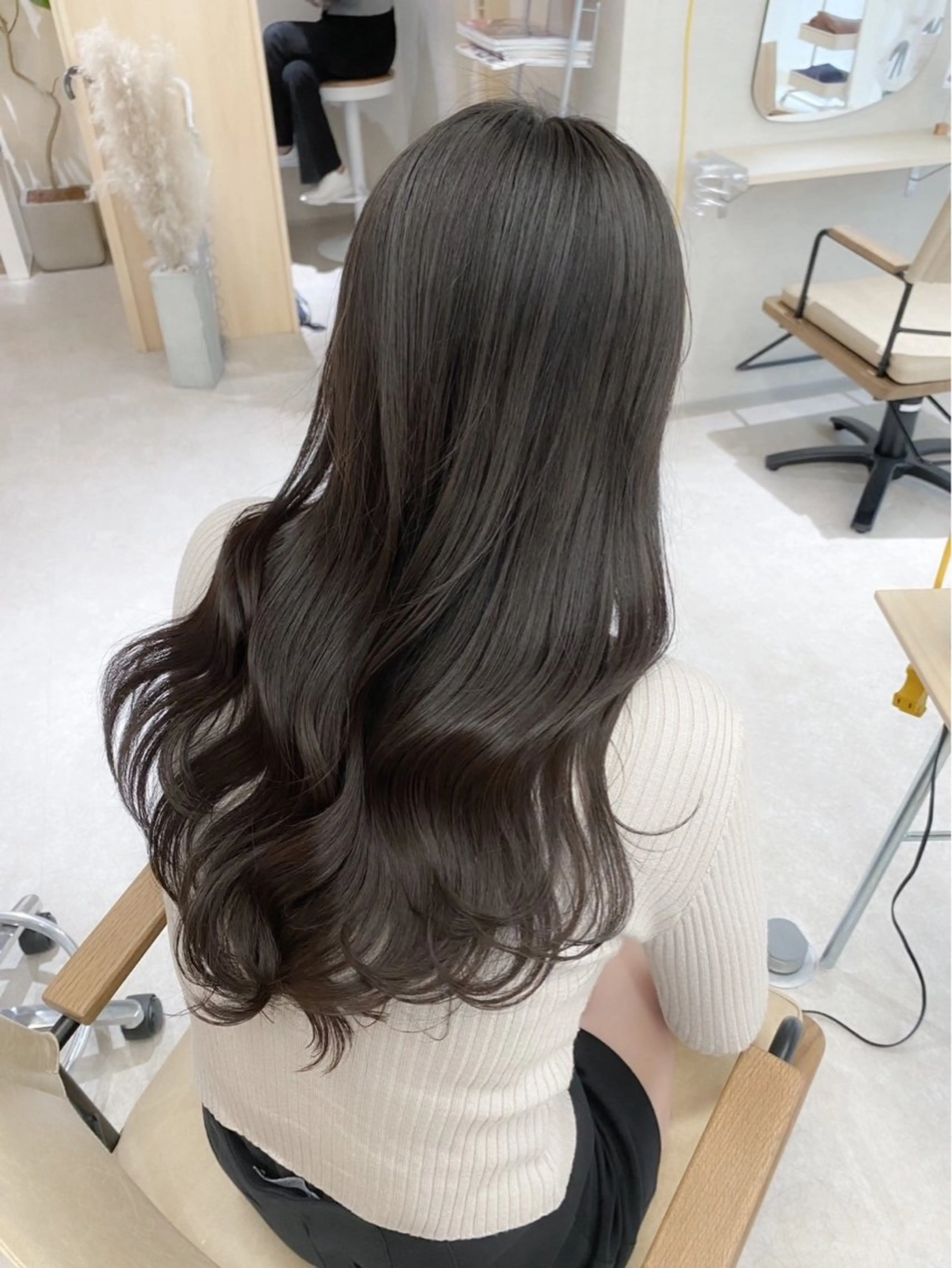 ロング カラー 艶感カラー🫧‪三浦 衣織のヘアスタイル