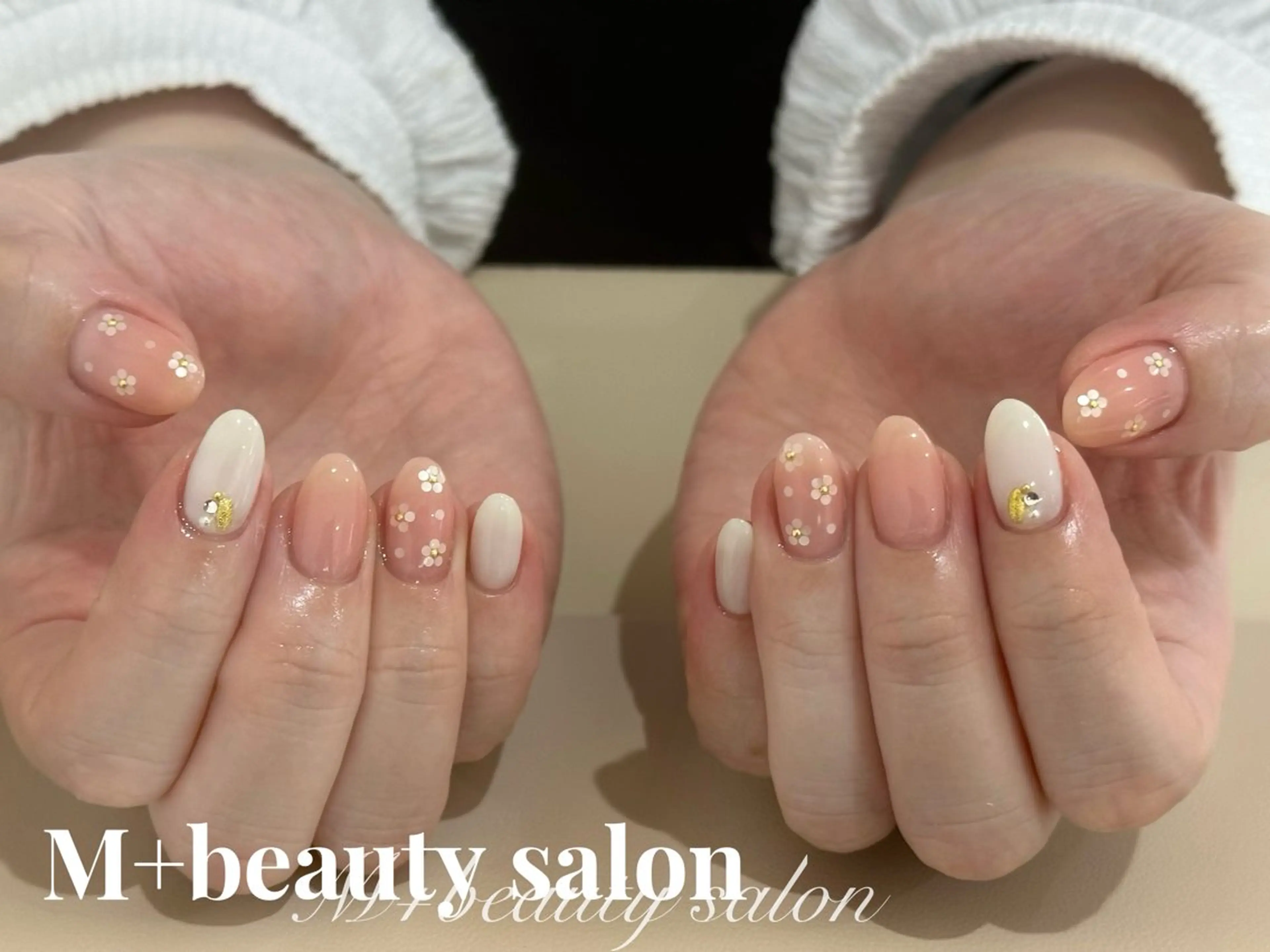 ネイル M+  Beauty Salonのネイルデザイン