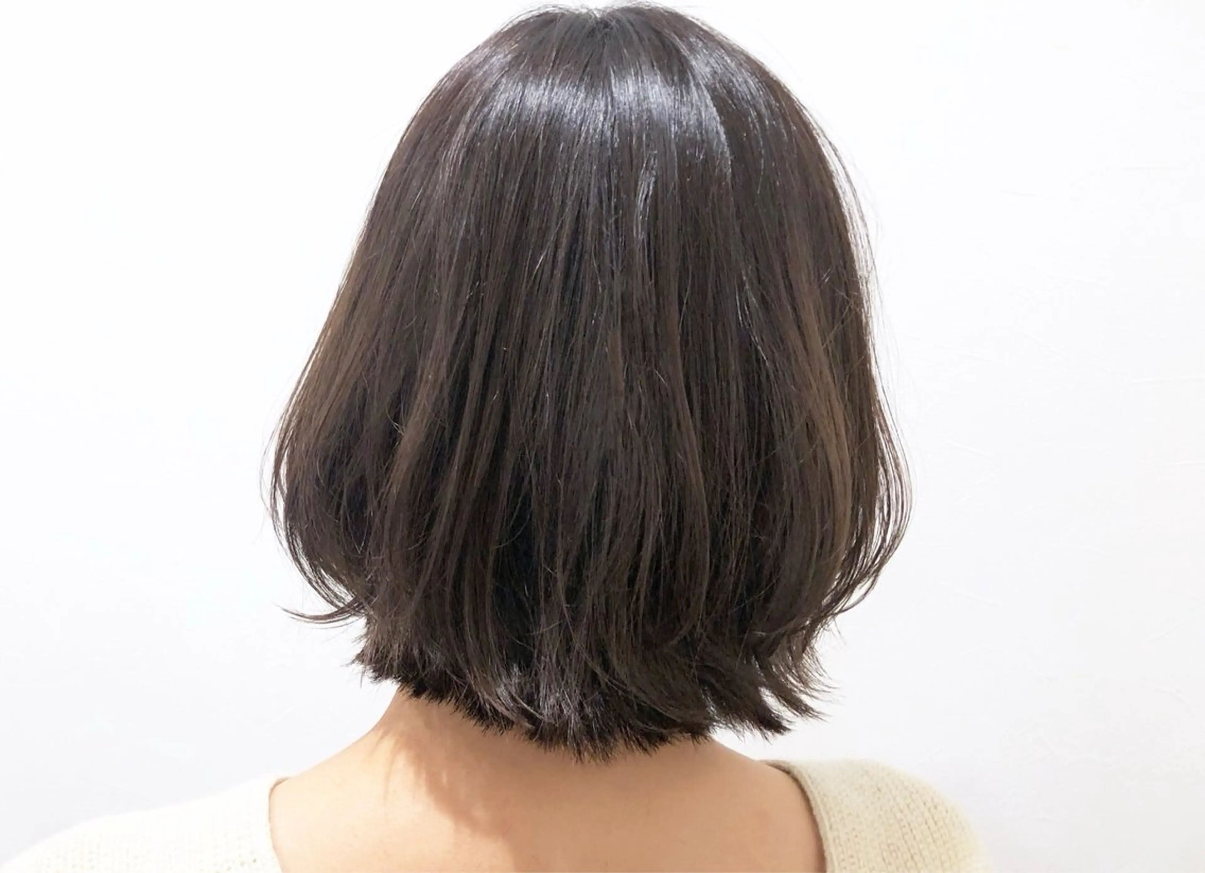 ミディアム ショートボブカット /堀内波玲のヘアスタイル