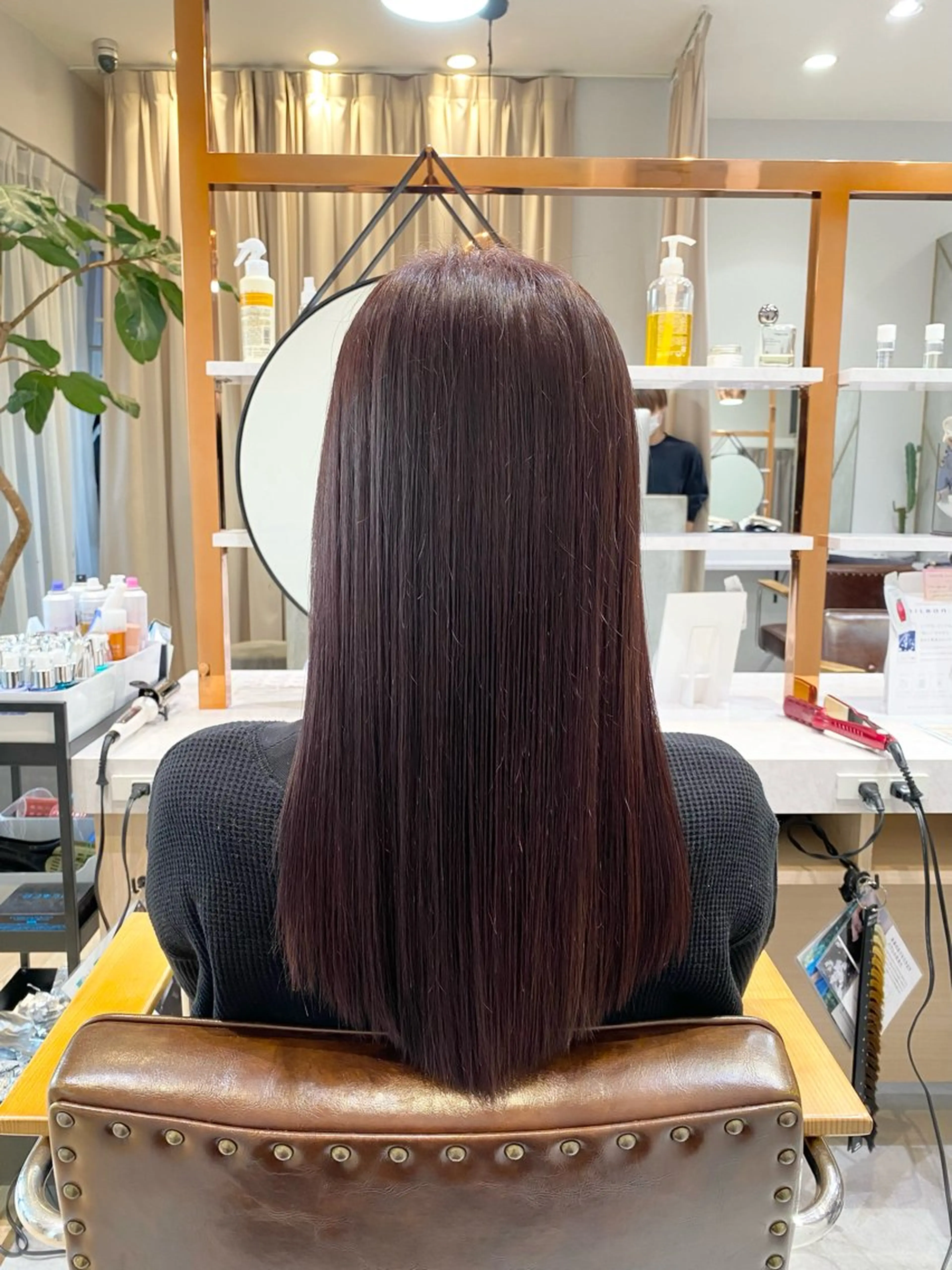 カラー ブラウンカラー ピンクカラー ピンクパープル パープルブラウン calna 古賀 菜摘のヘアスタイル