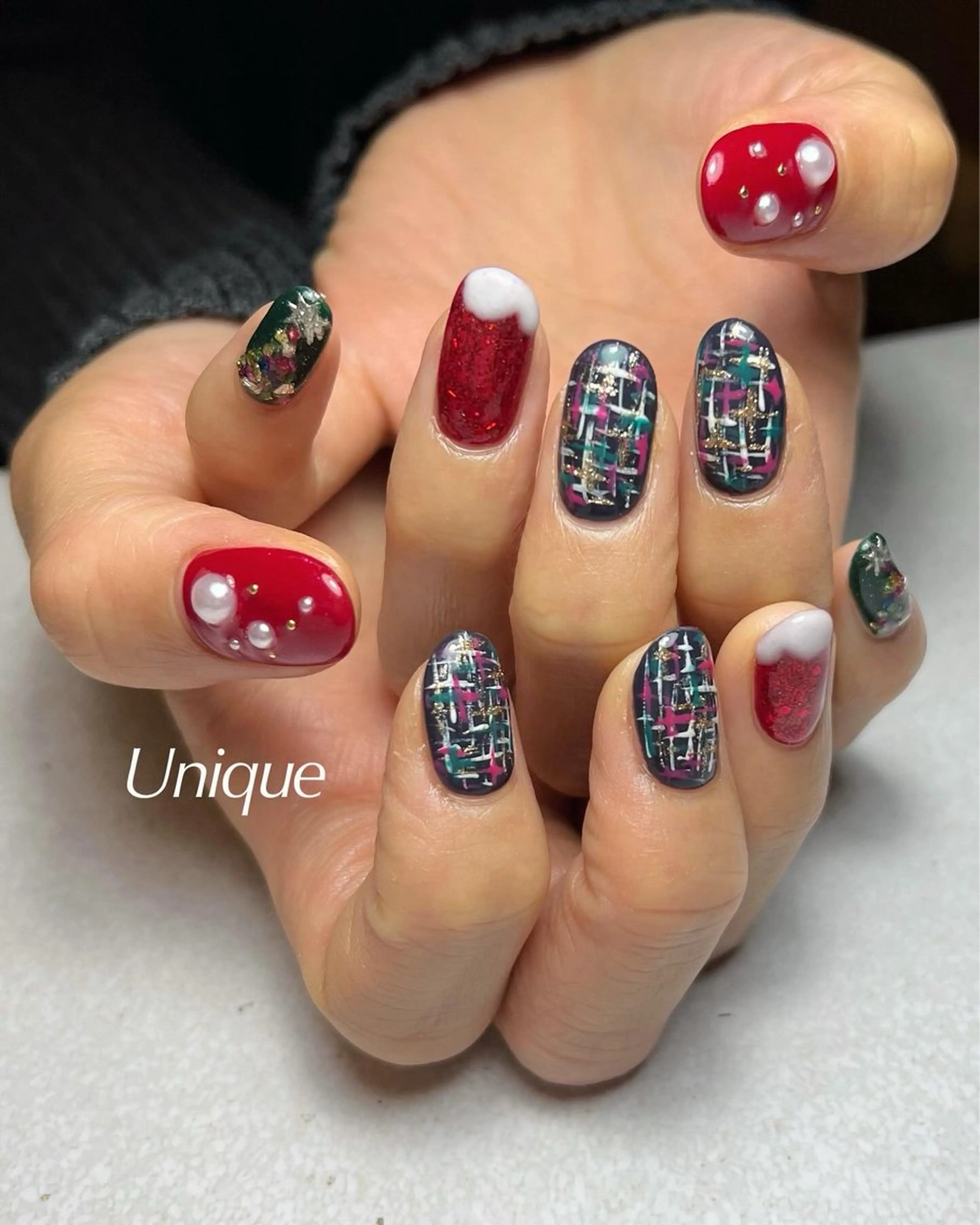ネイル Unique 【ユニーク】のネイルデザイン