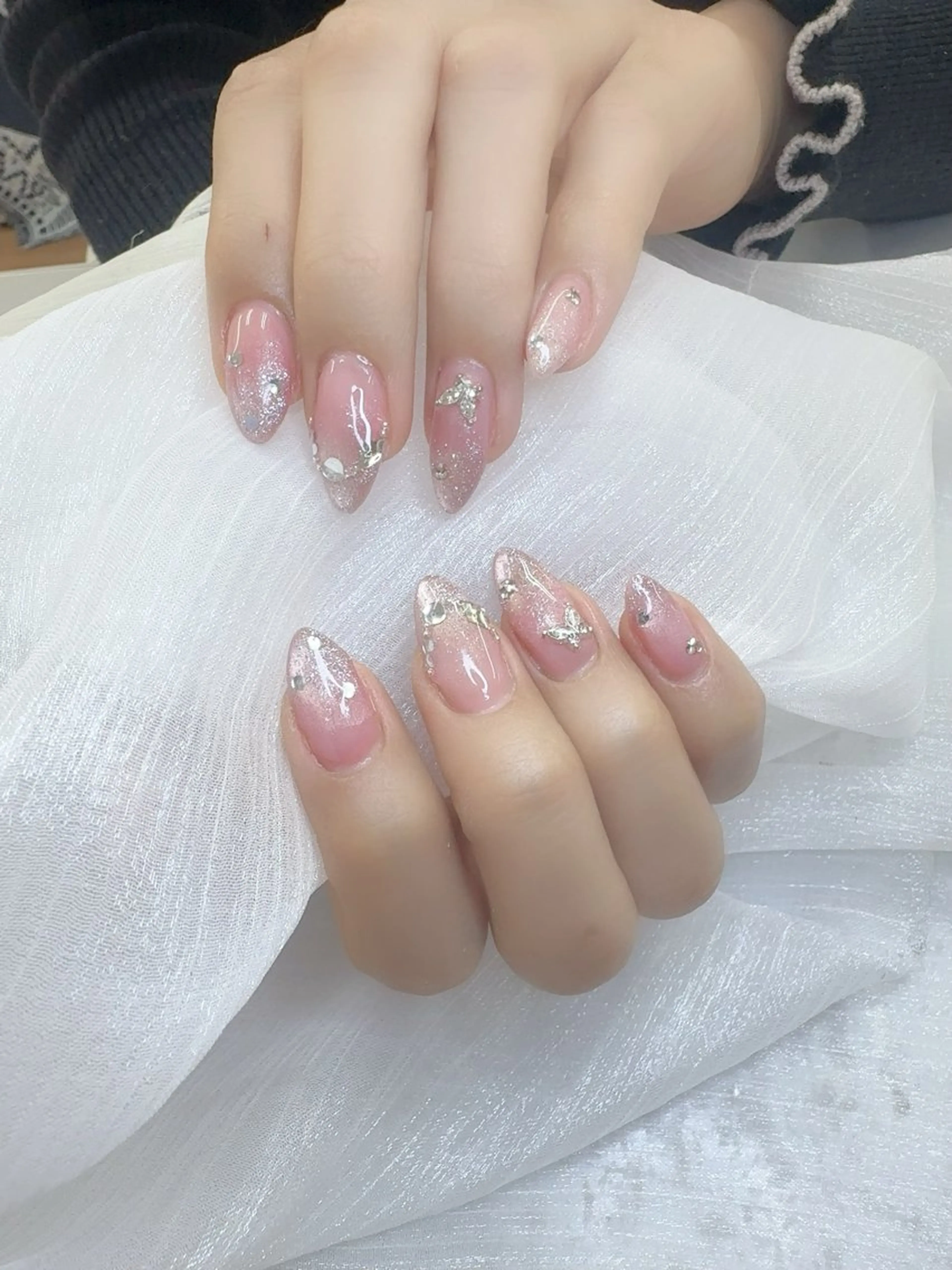 ネイル フレンチネイル 韓国ネイル マグネットネイル ニュアンスネイル オフィスネイル ハンドネイル Mlan Nailのネイルデザイン