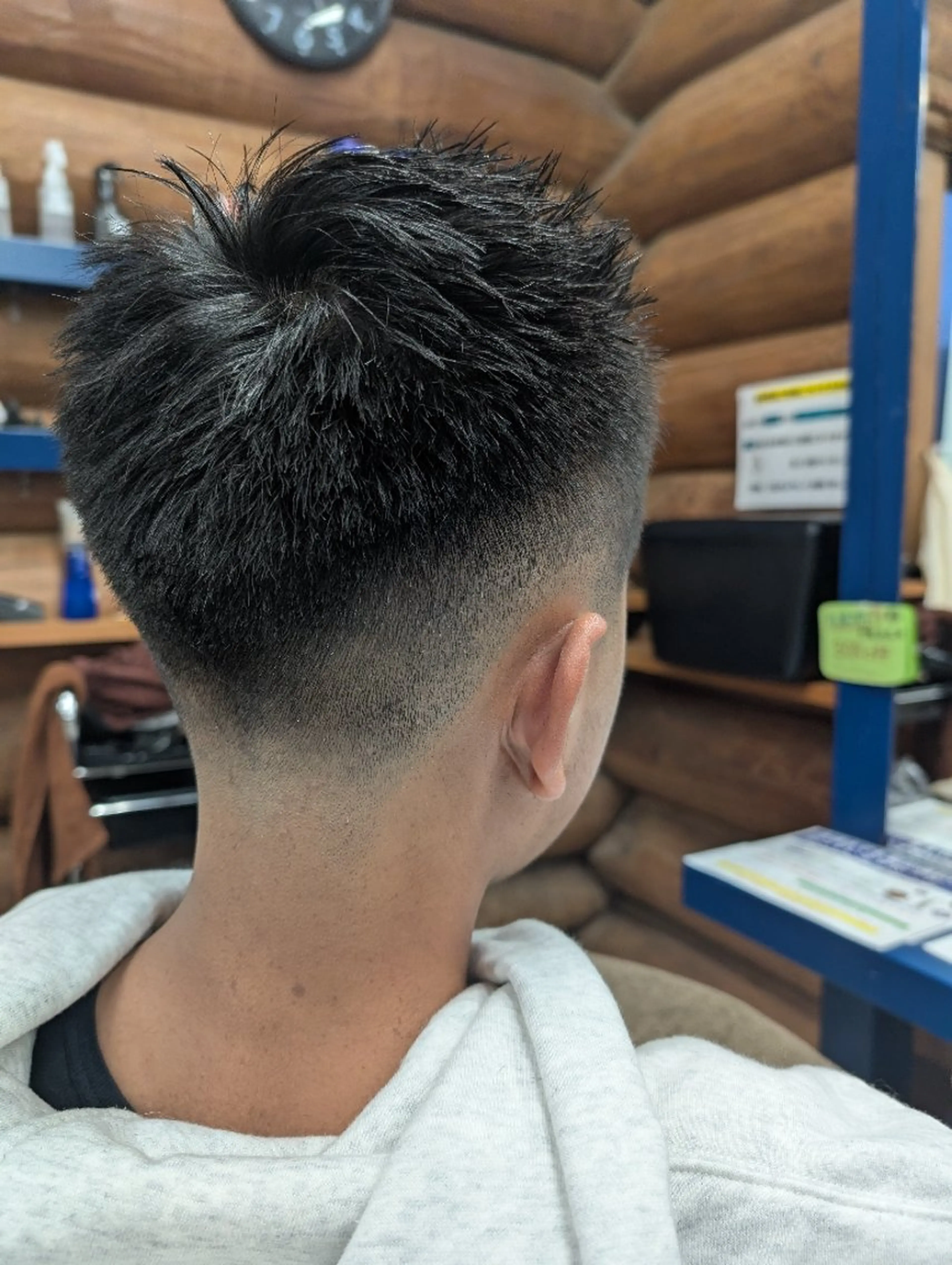 ショート メンズ フェードカット 学生（メンズ向け） 学生 カット 本田 圭輔のヘアスタイル