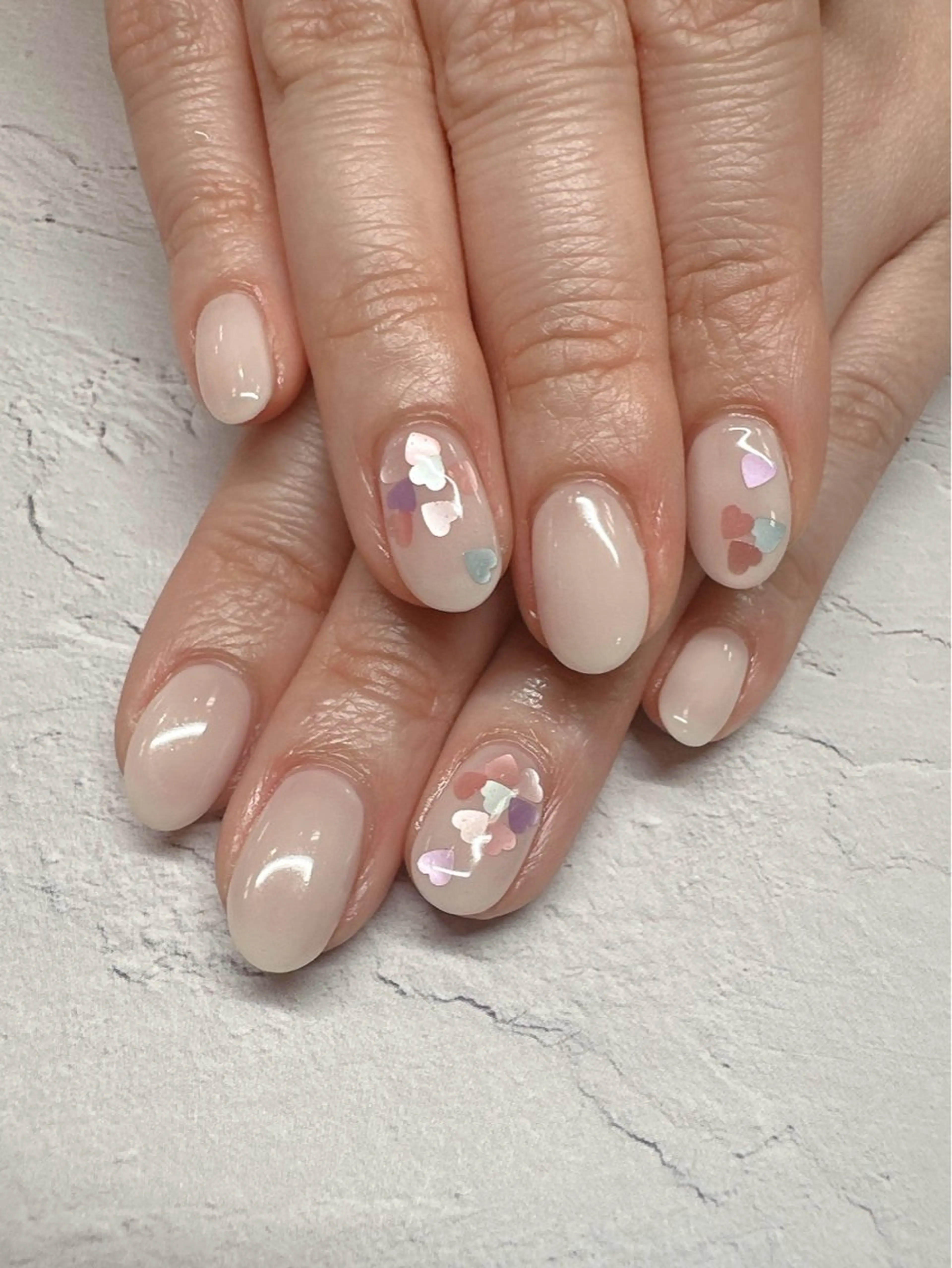 ネイル ハート ホログラムネイル ワンカラーネイル ハンドネイル nailist SATO【銀座】のネイルデザイン