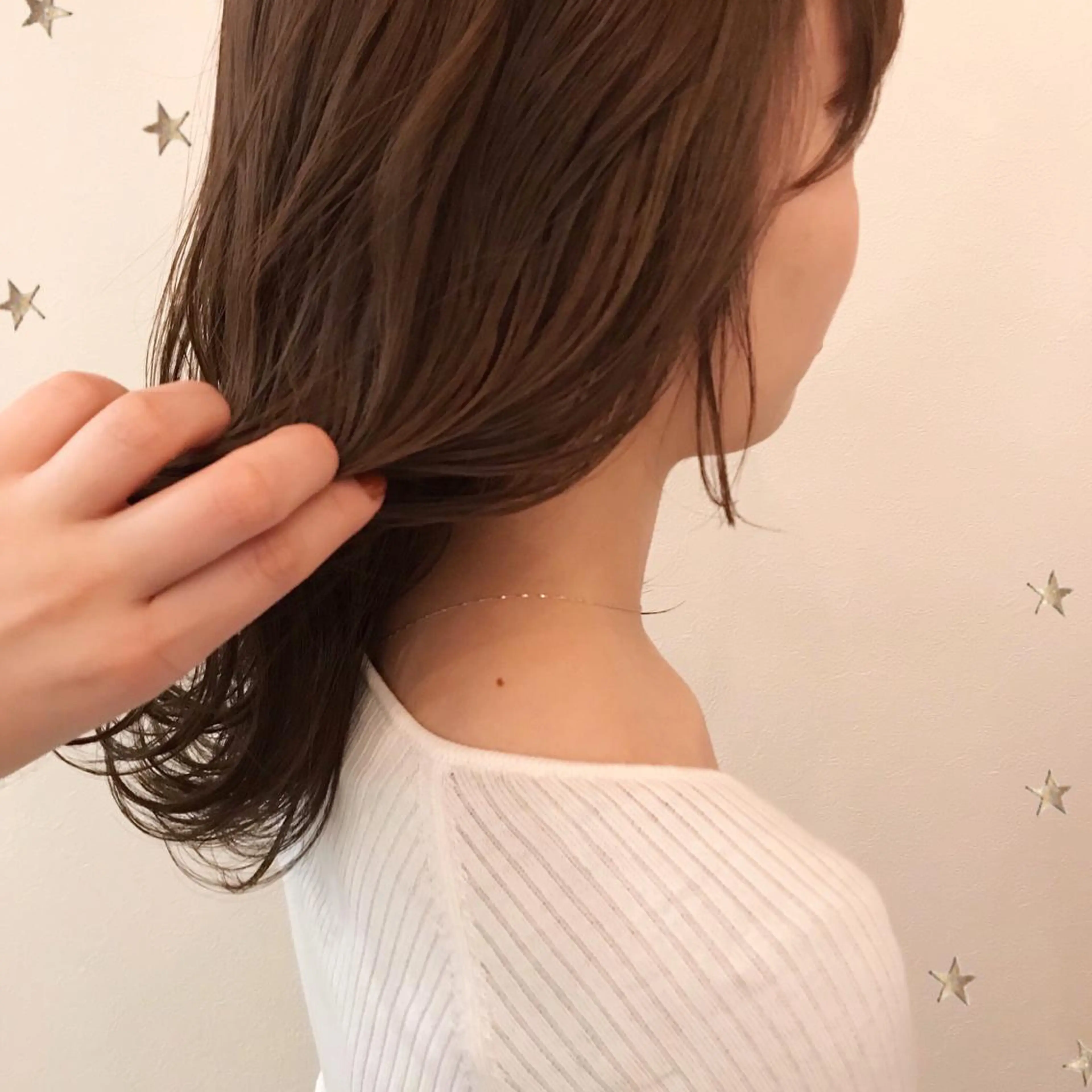 ミディアム カラー 市川 千夏のヘアスタイル