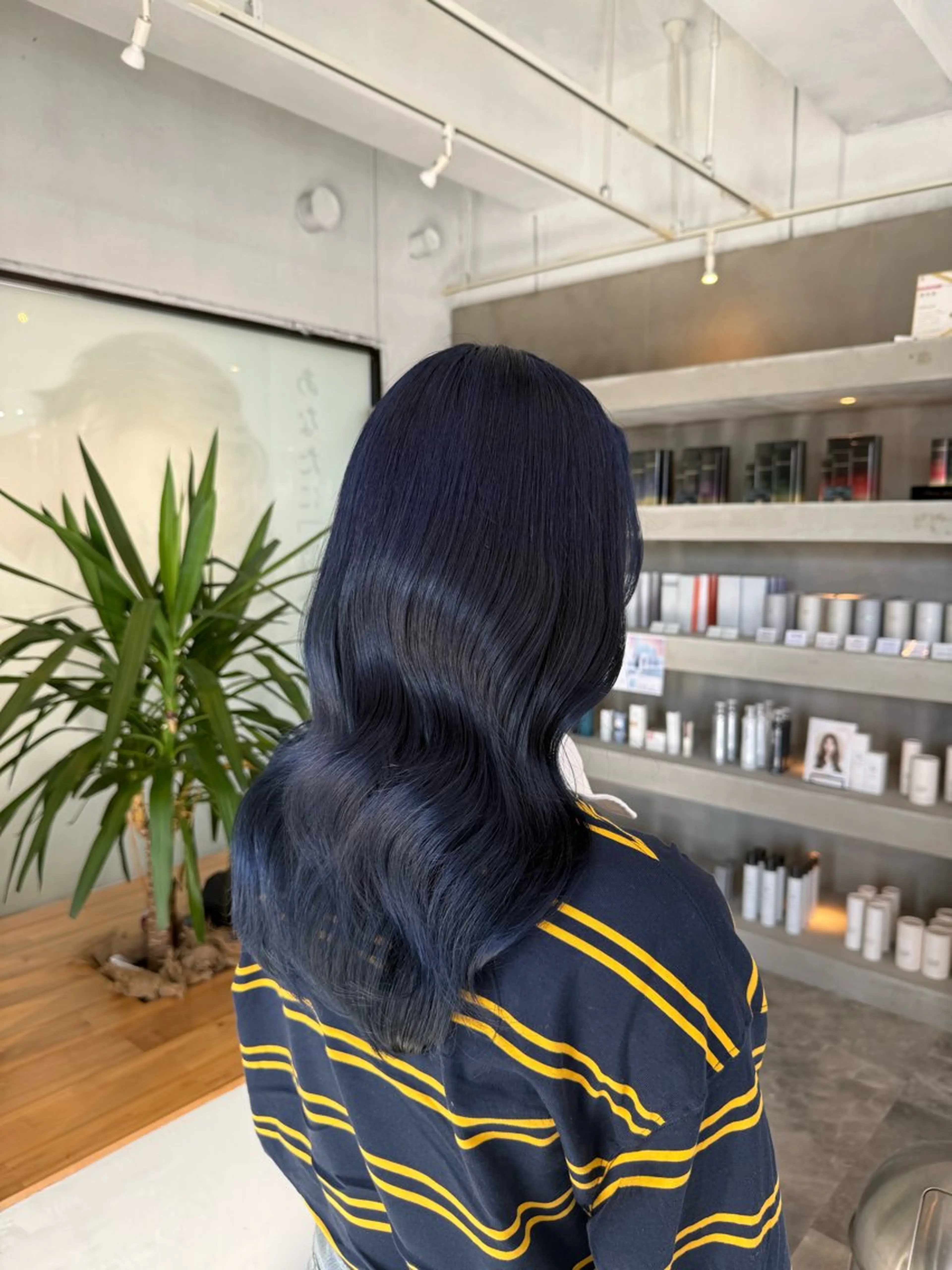 カラー ブルーカラー ヘアカラー ハイトーンカラー🩵 指名多数💗横山聖奈のヘアスタイル