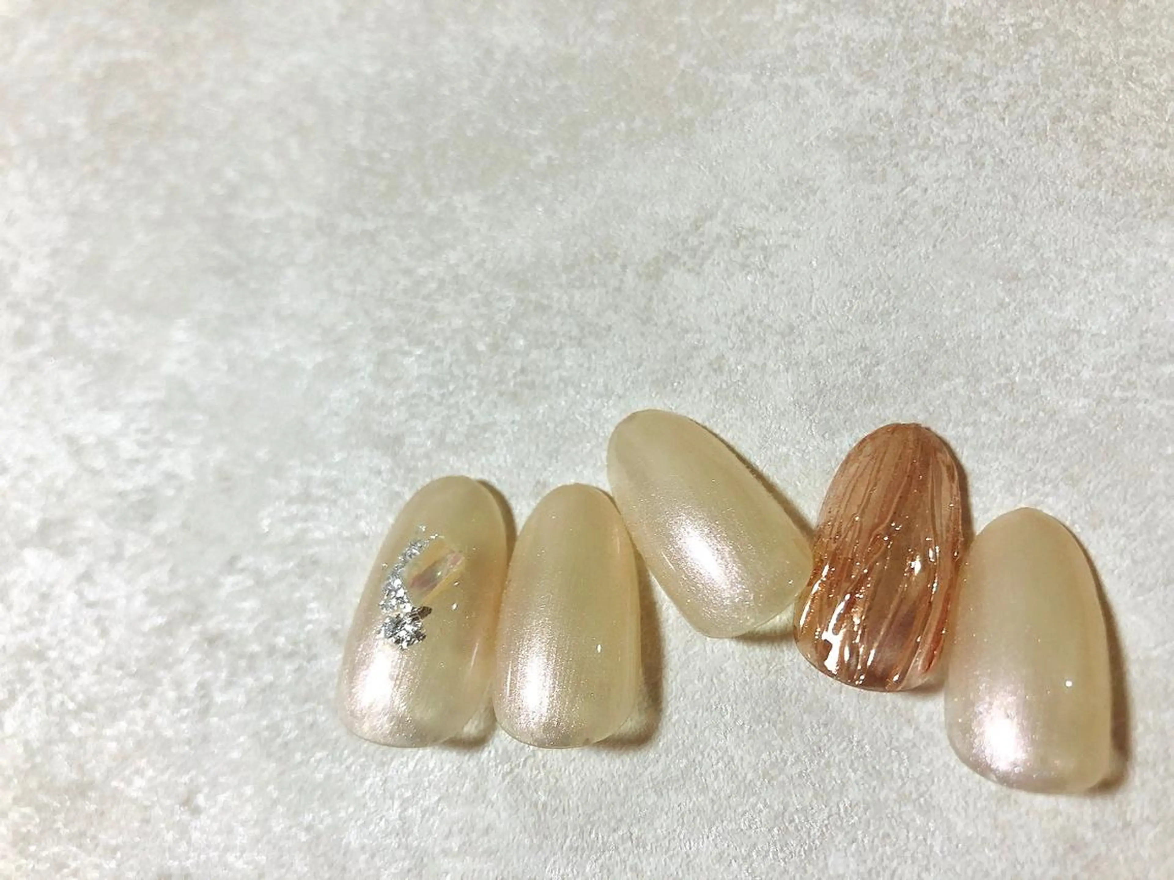 ネイル mogunail &blowのネイルデザイン