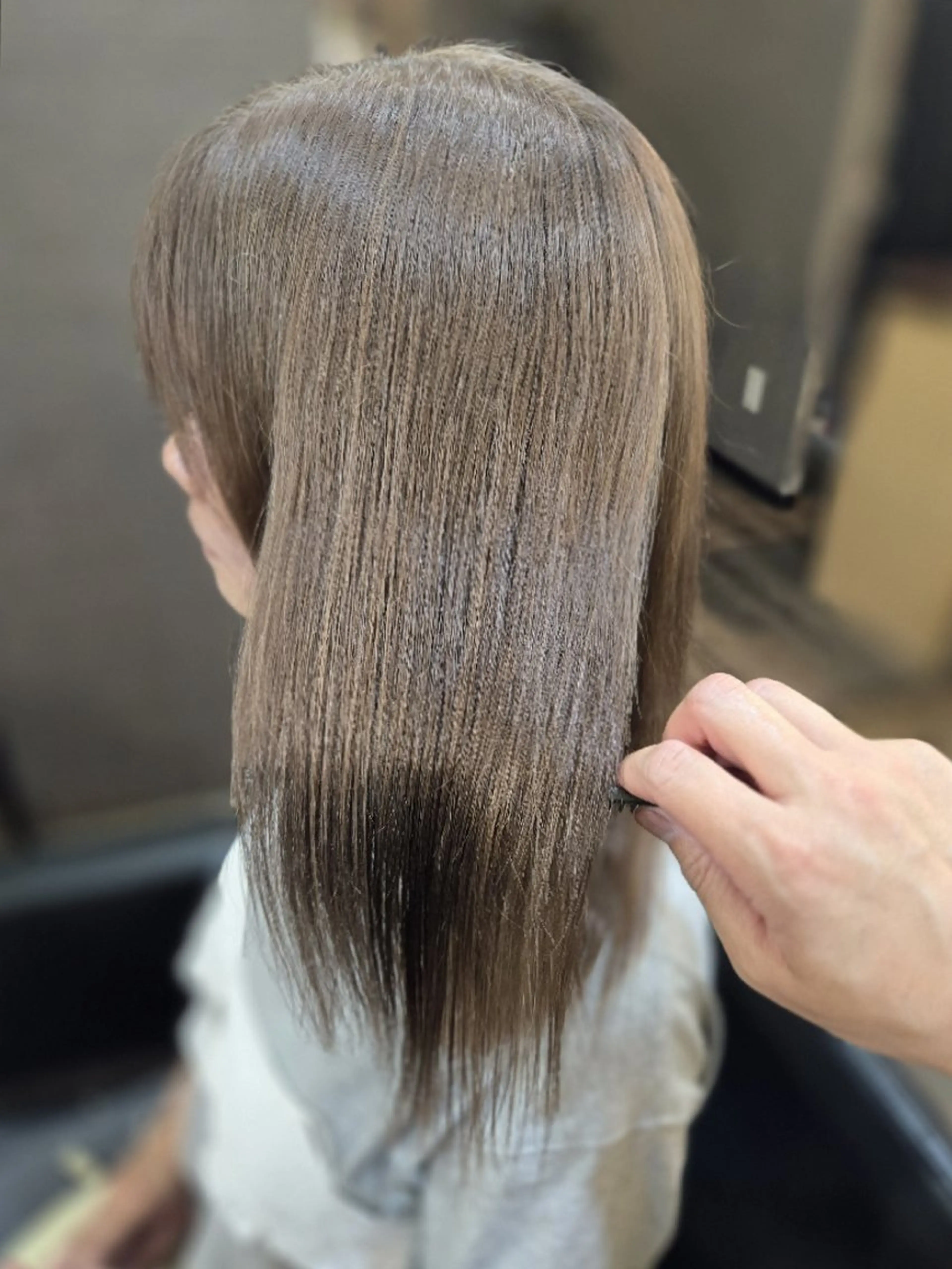 ミディアム ヘアカラー トリートメント Seven Quarterのヘアスタイル