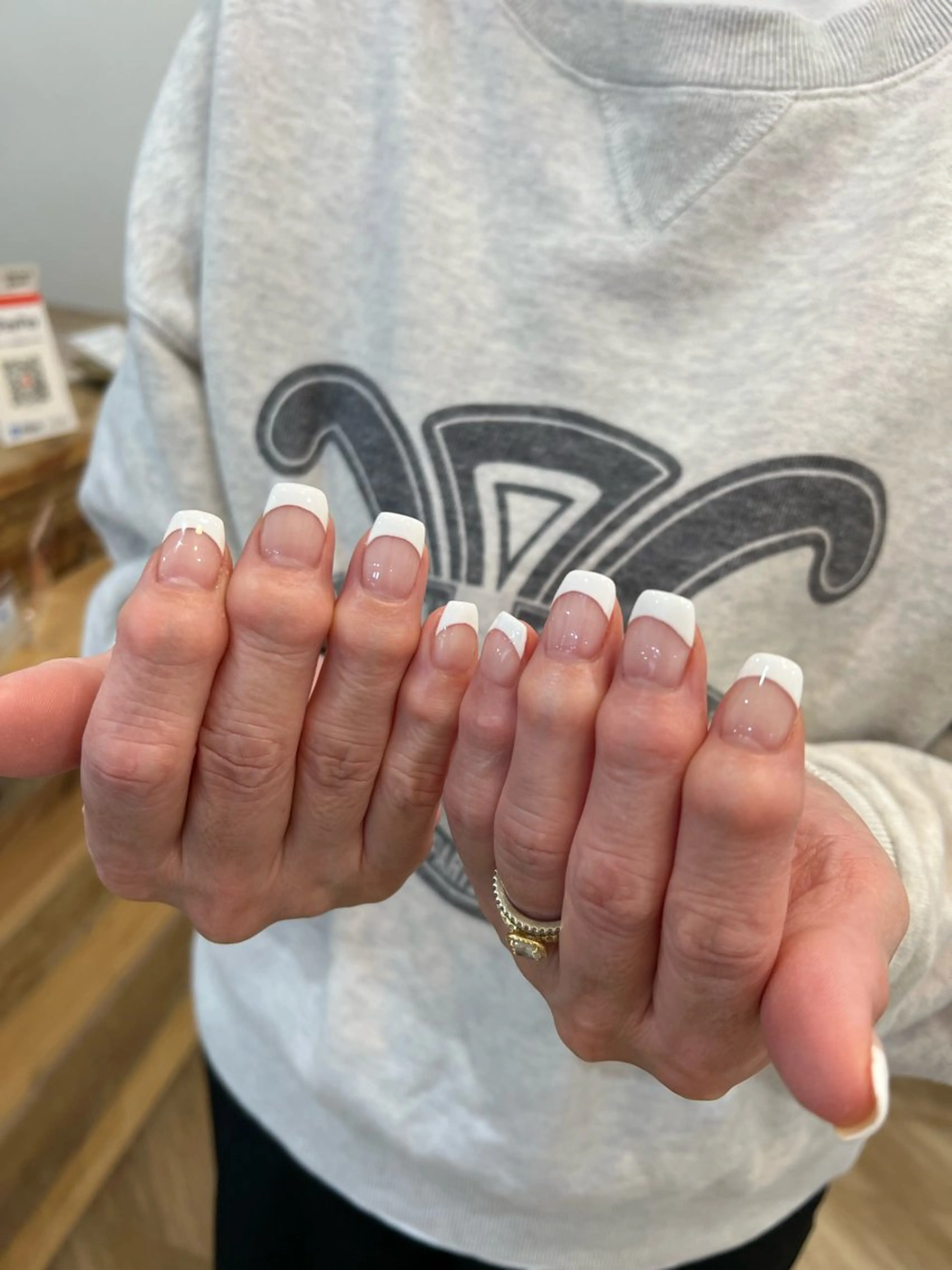 ネイル ハンドネイル フットネイル ハンドケア Nes.Nail所属・Miyagi Asamiのネイルデザイン