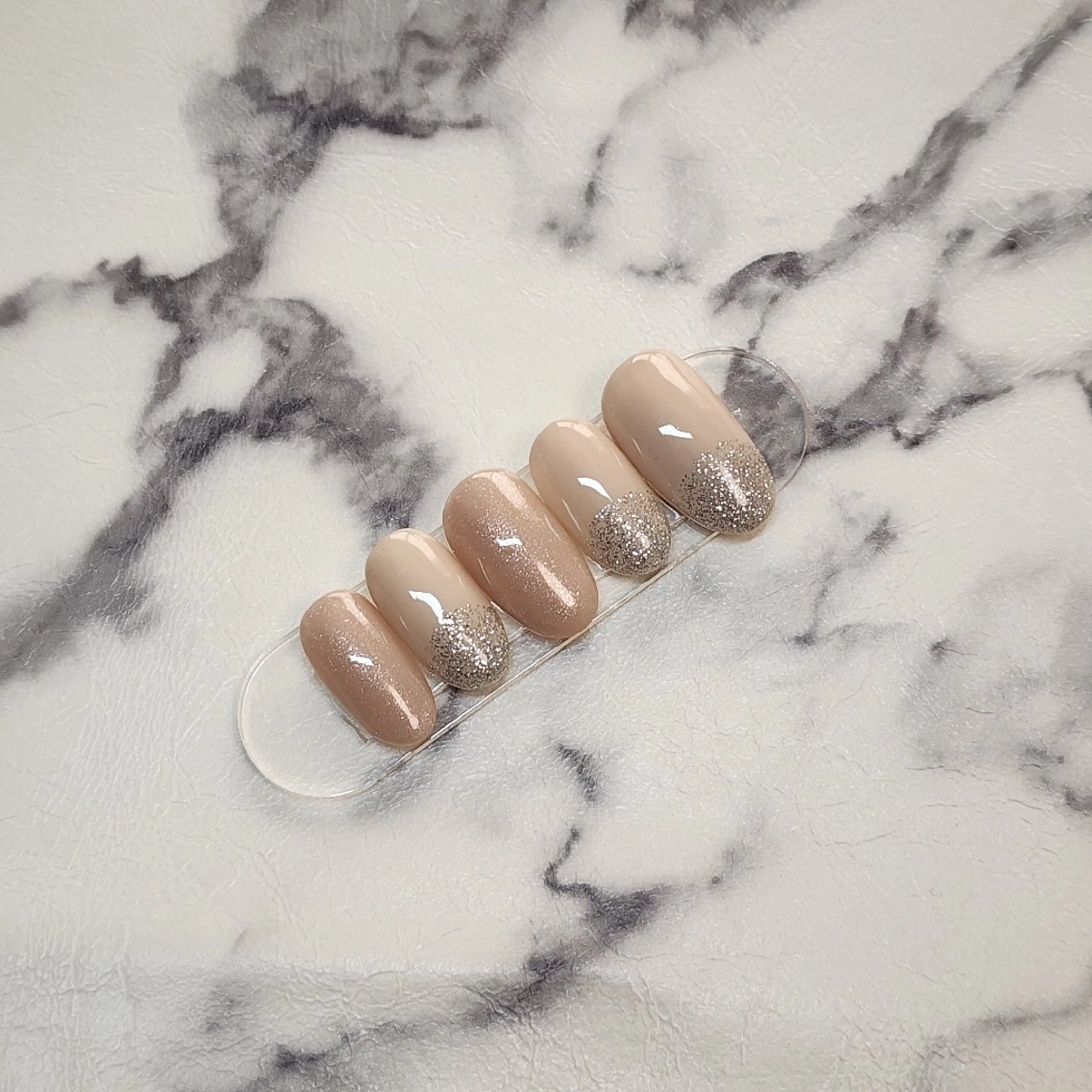 ネイル ハンドネイル NailSalon＆HandmadeShop♾️Eight♾️所属・NailSalon ♾️Eight♾️のネイルデザイン