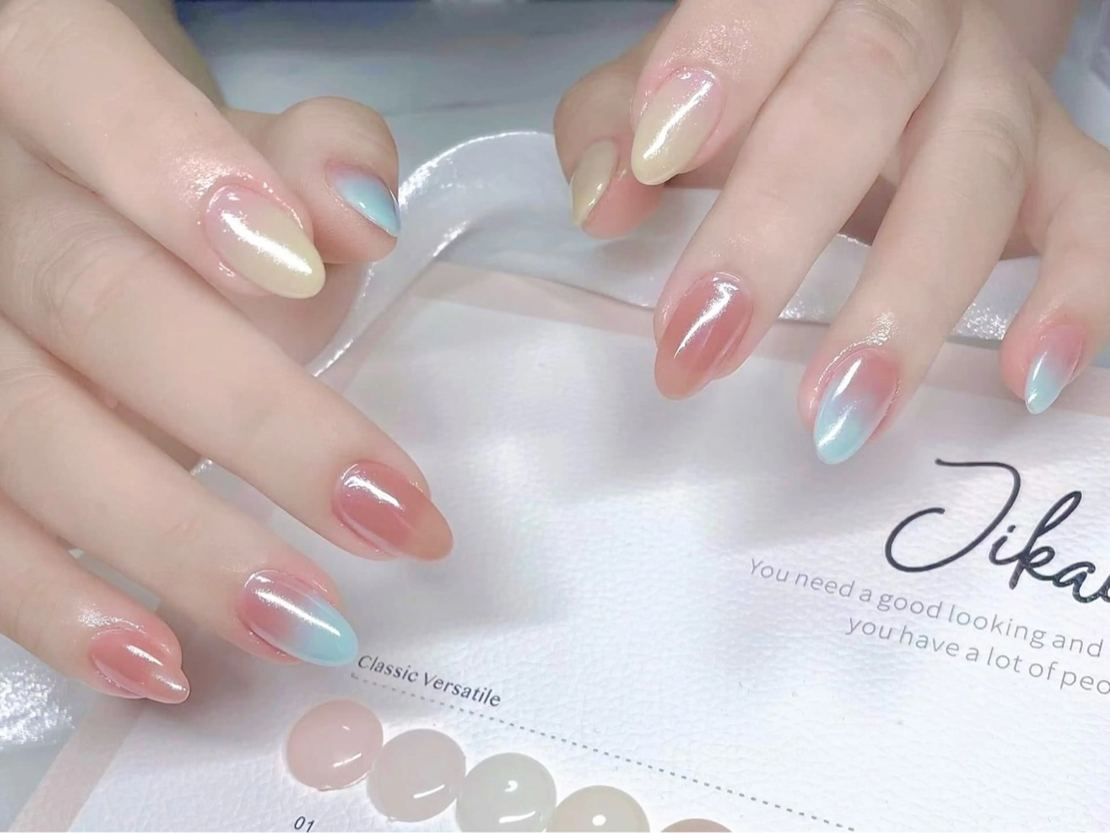 ネイル Mira Nail Studioのネイルデザイン