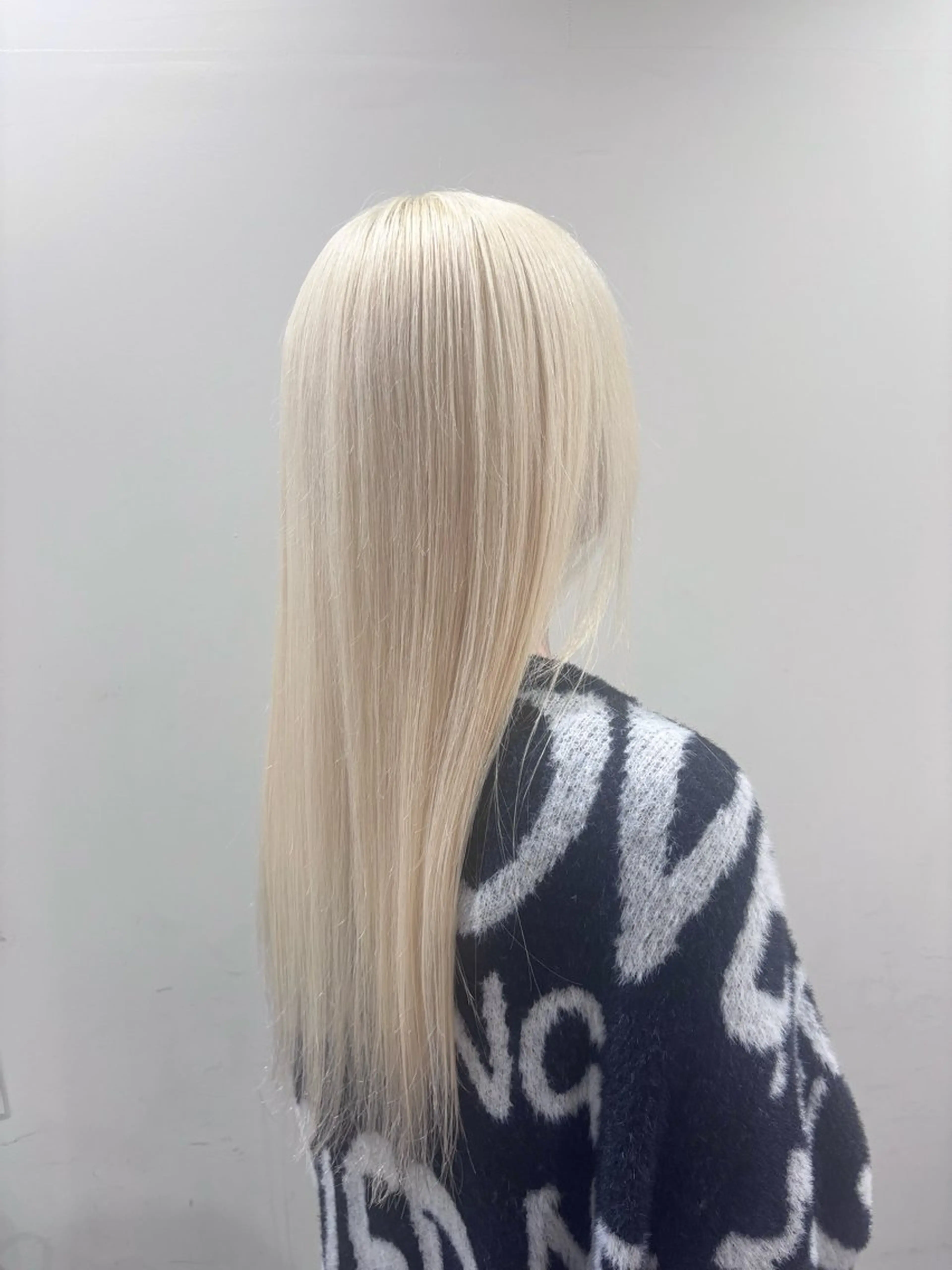 ロング カラー 🦋ハイトーン/ ブリーチ🥀森山陽向のヘアスタイル