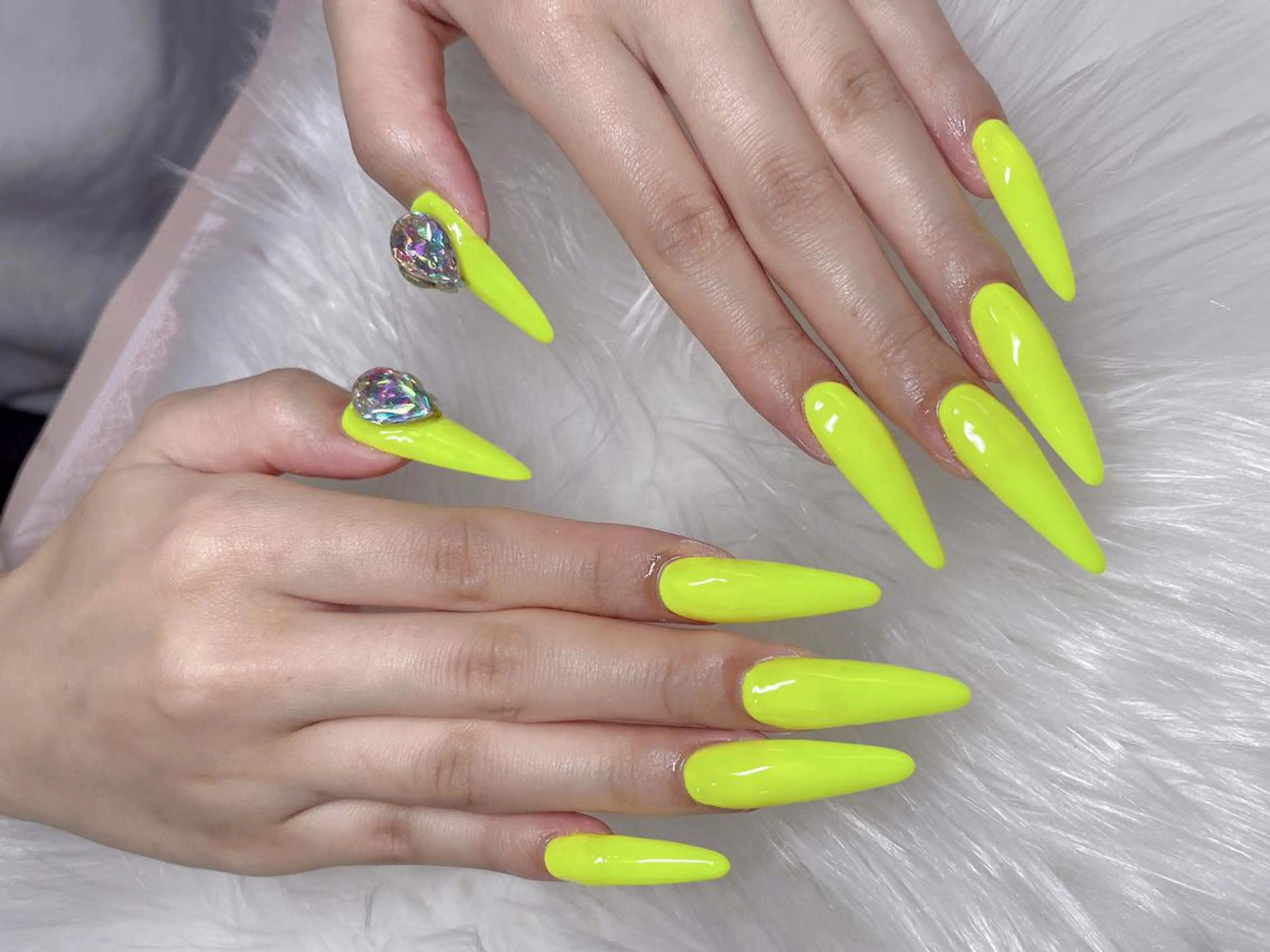 ロング ネイル 《LB》ラブリエ Nail&eyeのマツエク・マツパデザイン