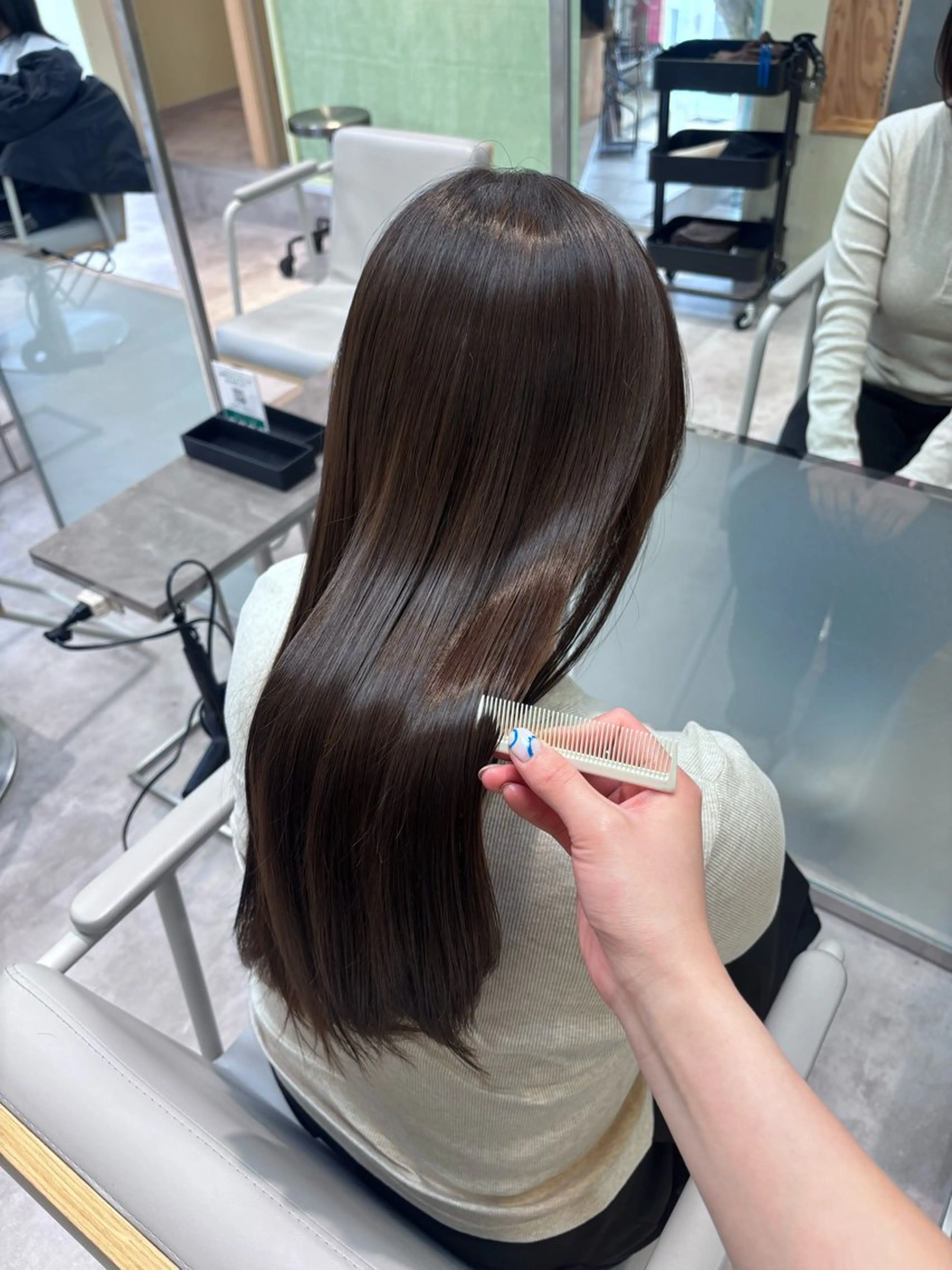 セミロング カット 縮毛矯正 竹田 佳奈のヘアスタイル