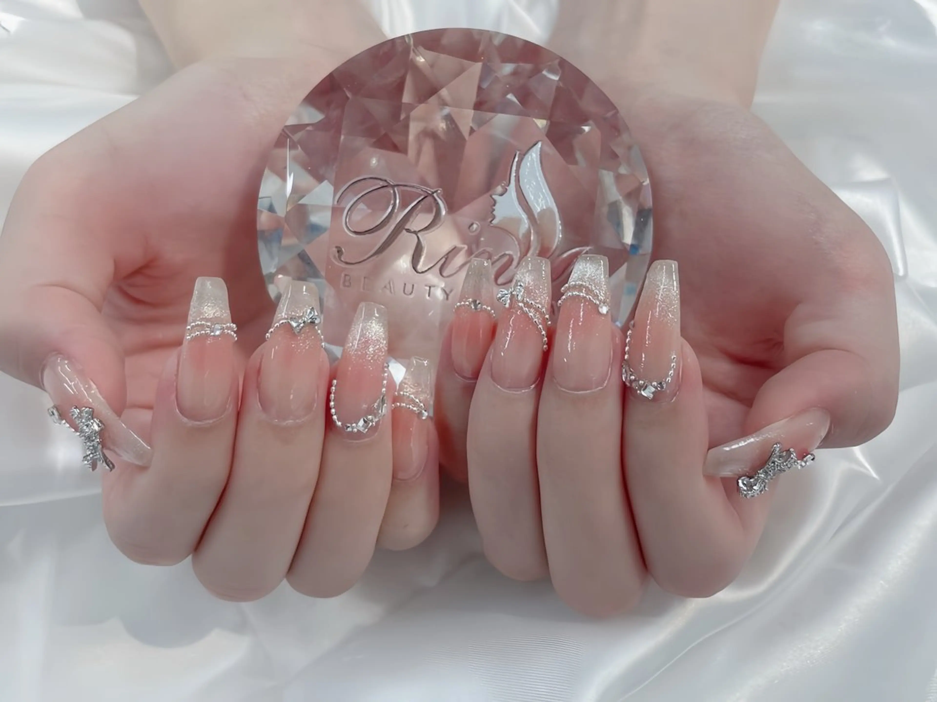 ネイル アートネイル ハンドネイル Rin Nail 新大久保店のネイルデザイン