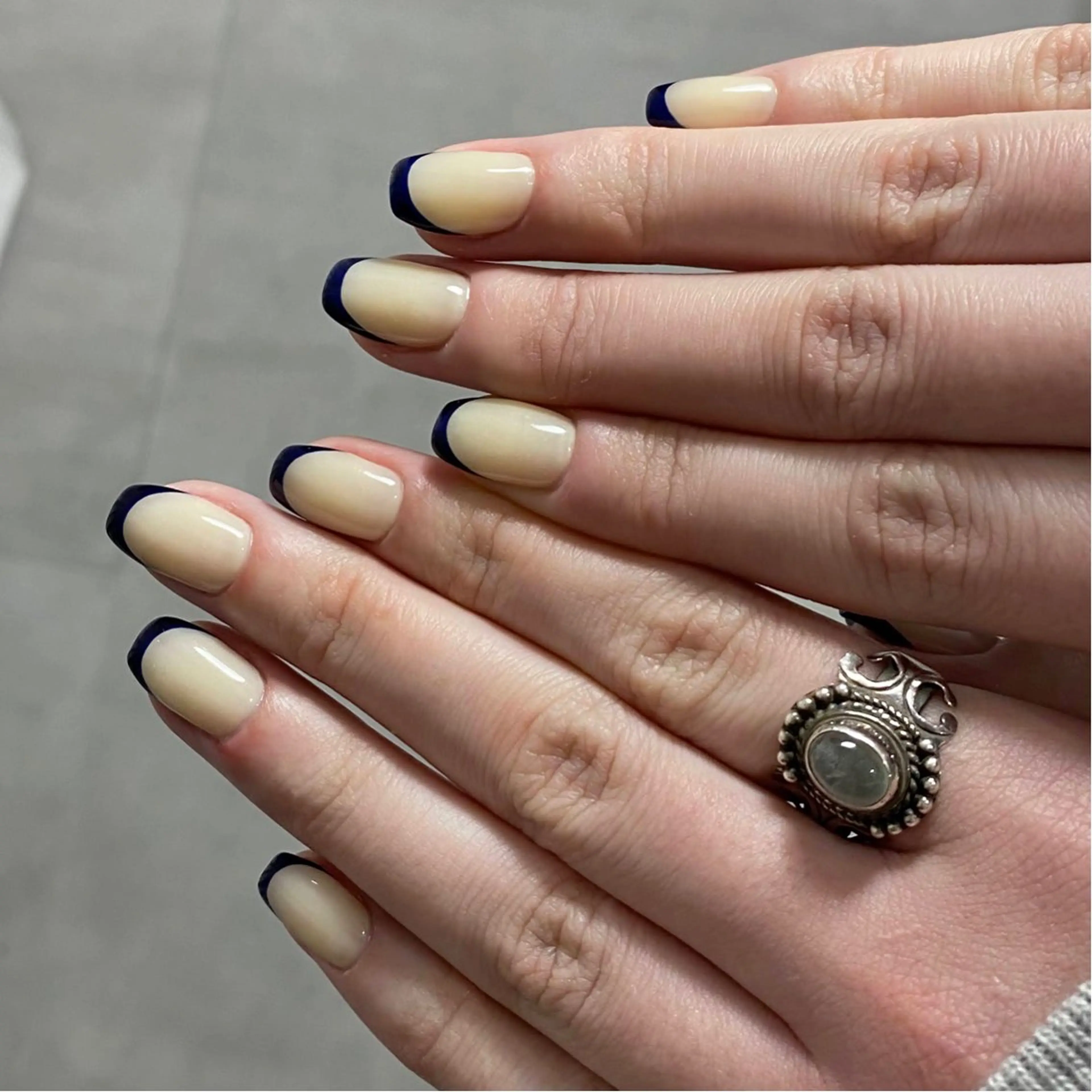 ネイル フレンチネイル ネイビー ハンドネイル フットネイル 🌷さかもと みほ🌷のネイルデザイン