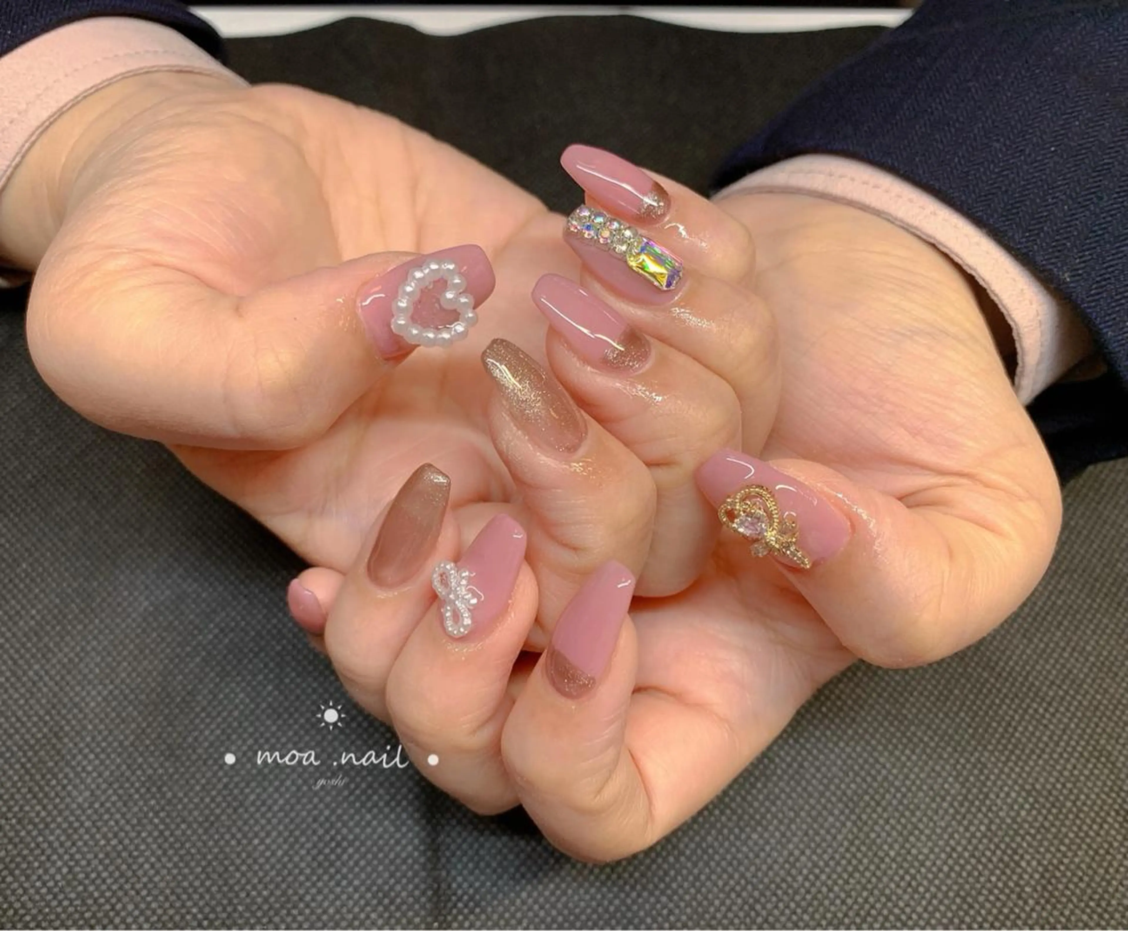 ネイル MoaNail🫶 Yoshiのネイルデザイン