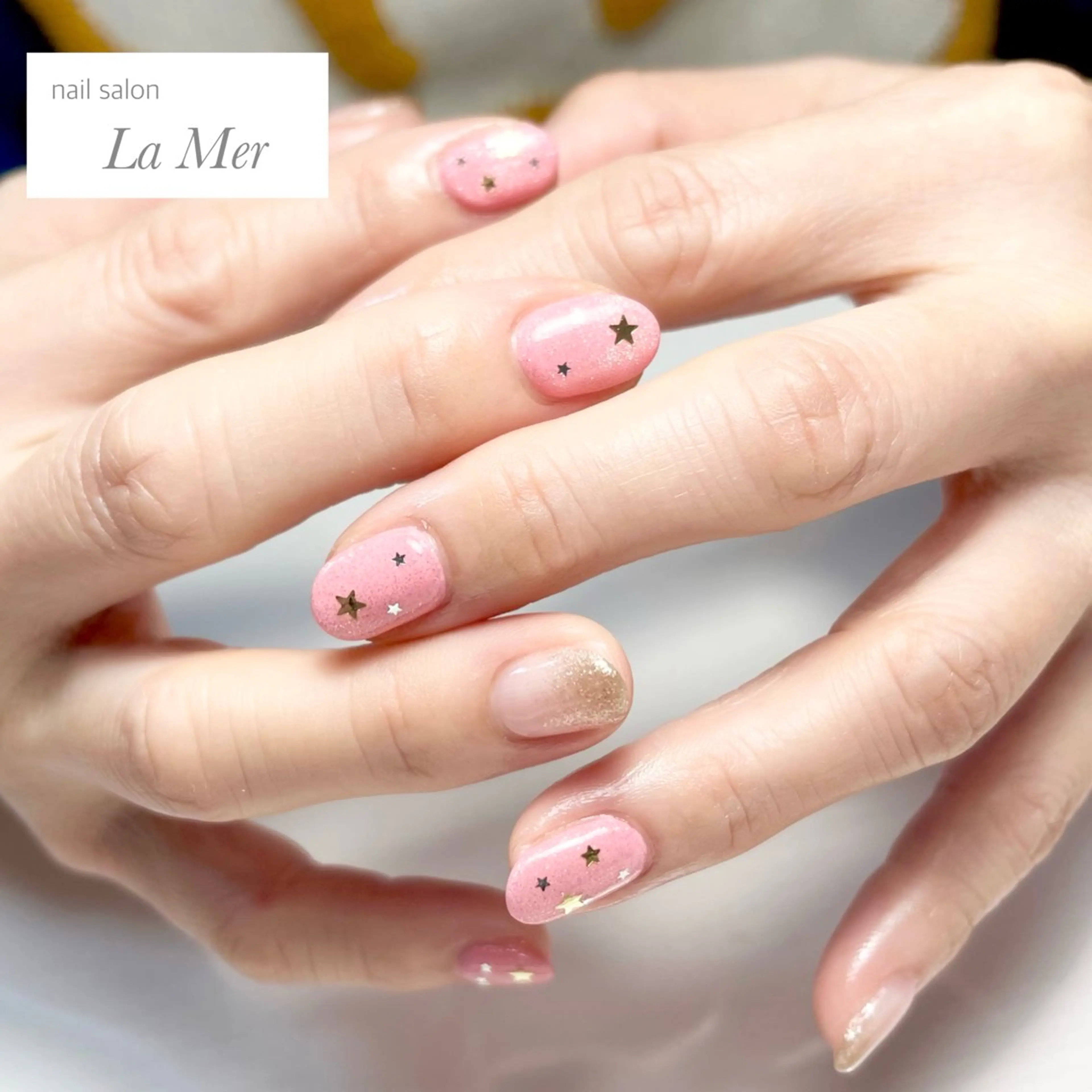 ネイル ゴールド グラデーション マグネットネイル ピンク 春ネイル ハンドネイル nailsalon La Merのネイルデザイン