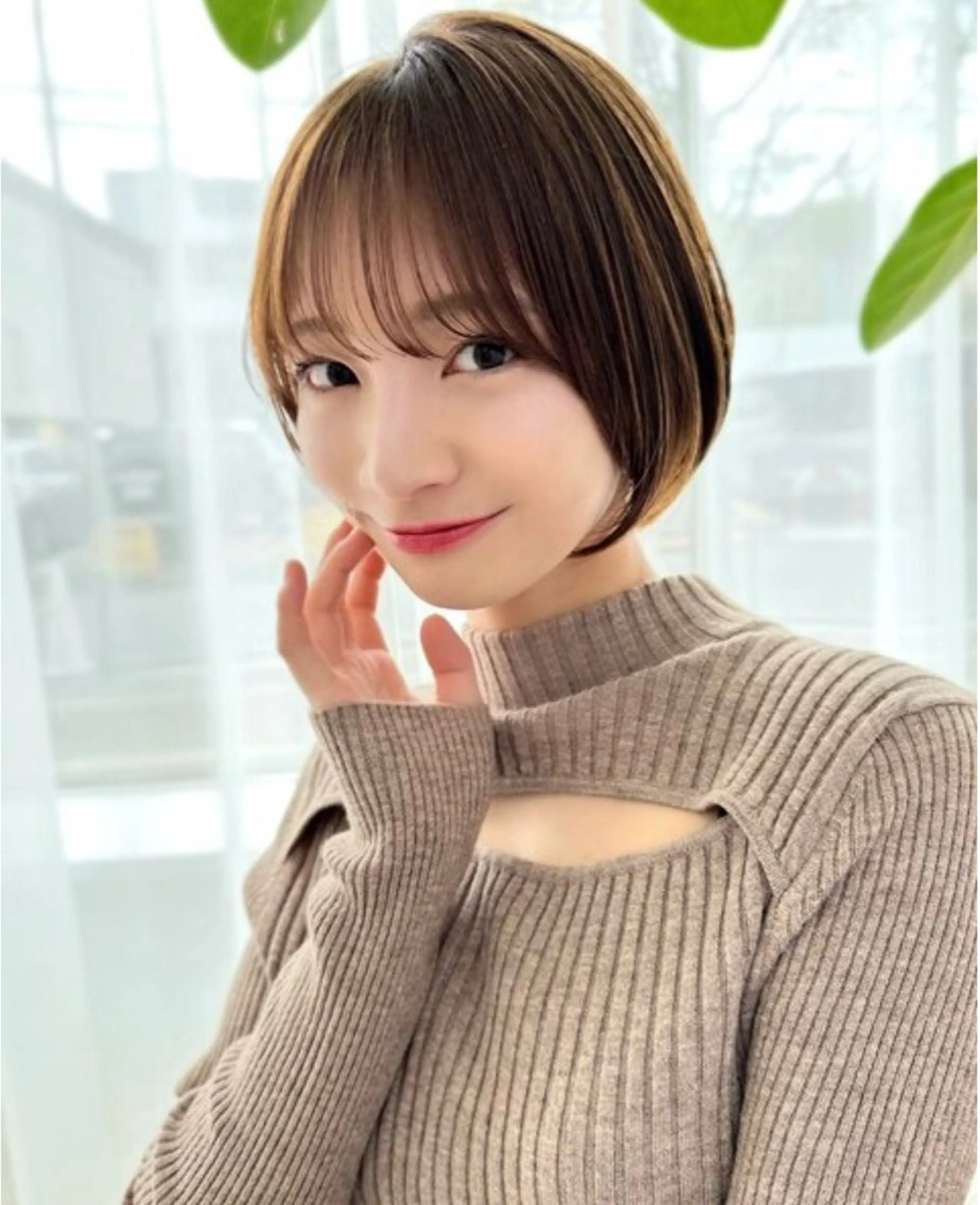 ショート 中顔面短縮 顔まわり新田大翔のヘアスタイル